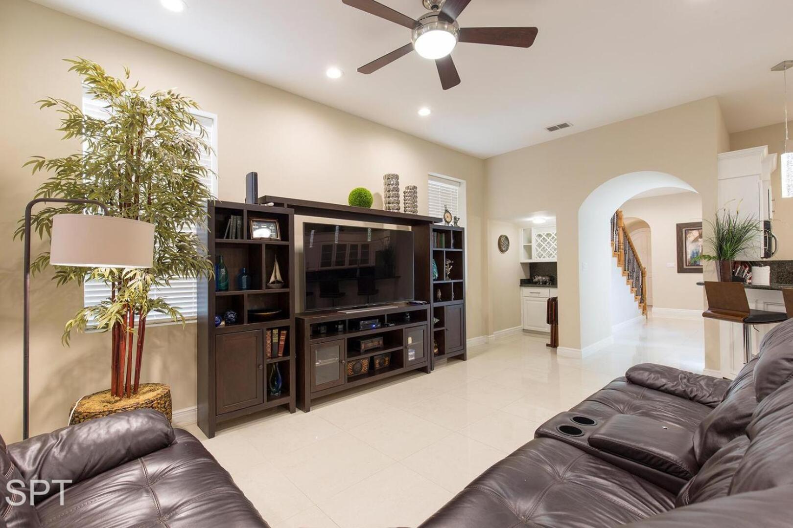 Big Private Luxury Home in Beach Gated Community