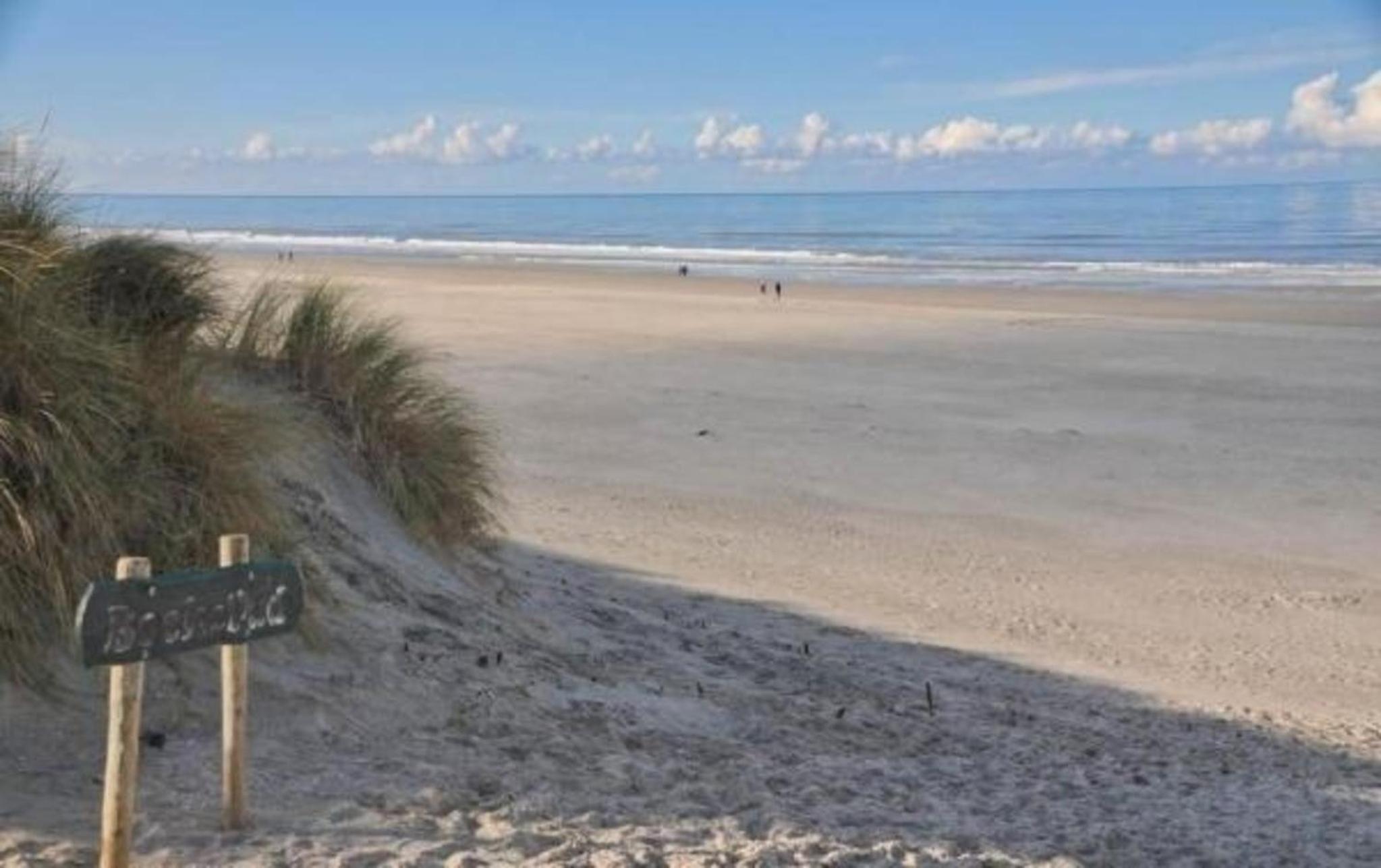 Strandnahes Chalet Mit Überdachter Veranda