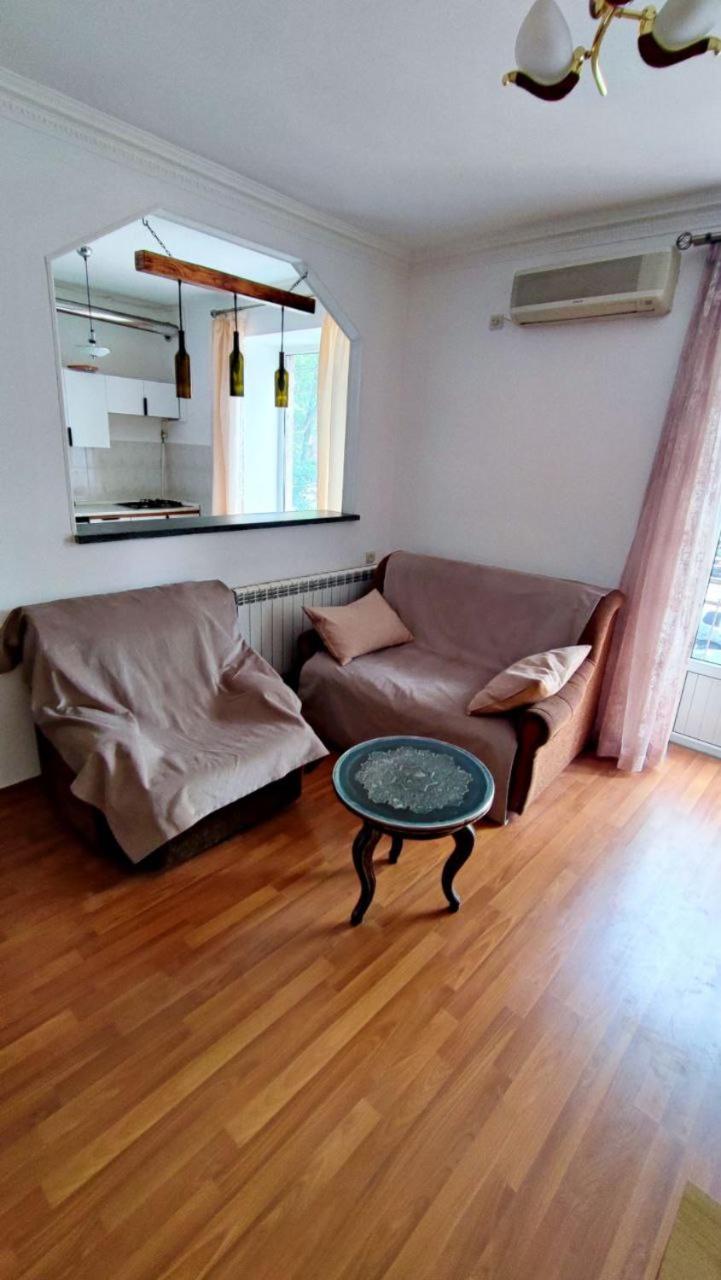 Apartments on Sayat-Nova 14