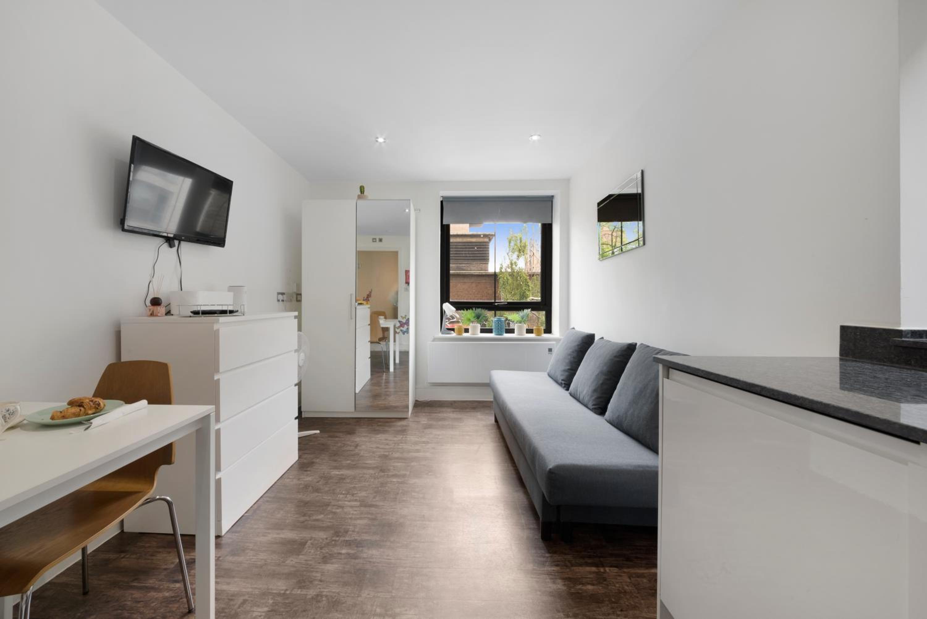 Green Lanes Studios By Morethanstays