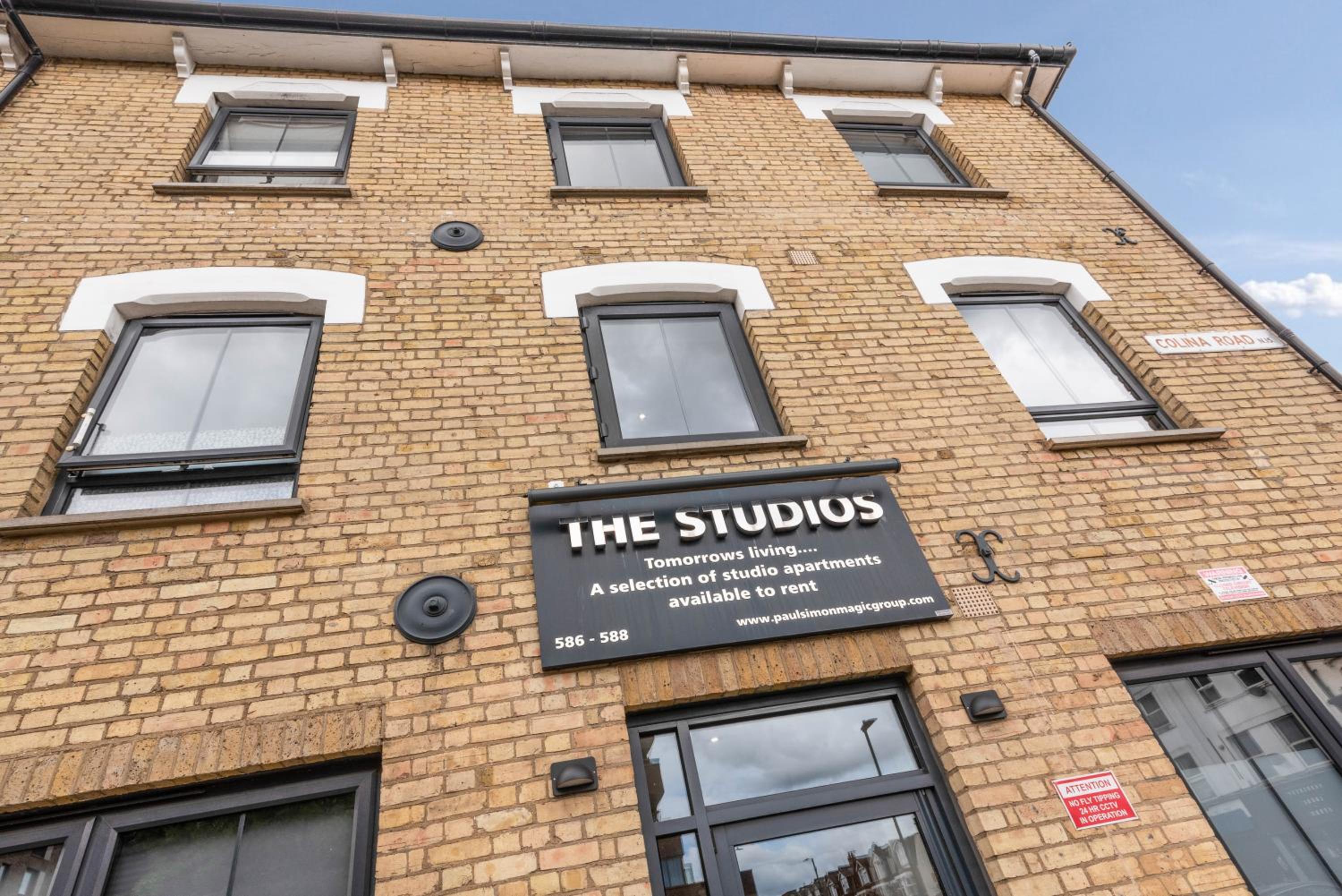 Green Lanes Studios By Morethanstays