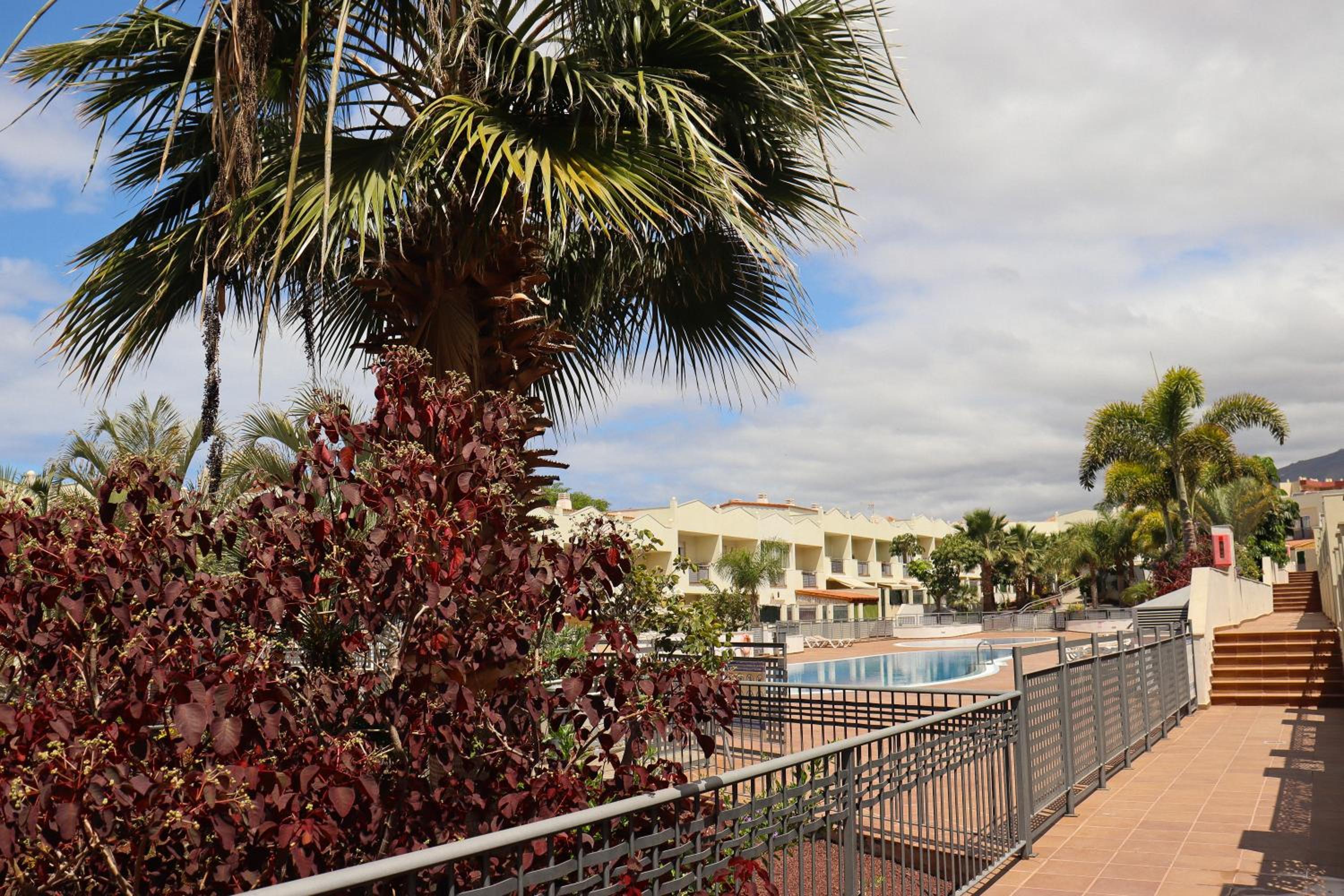 Cozy Villa Oasis Vista Mare