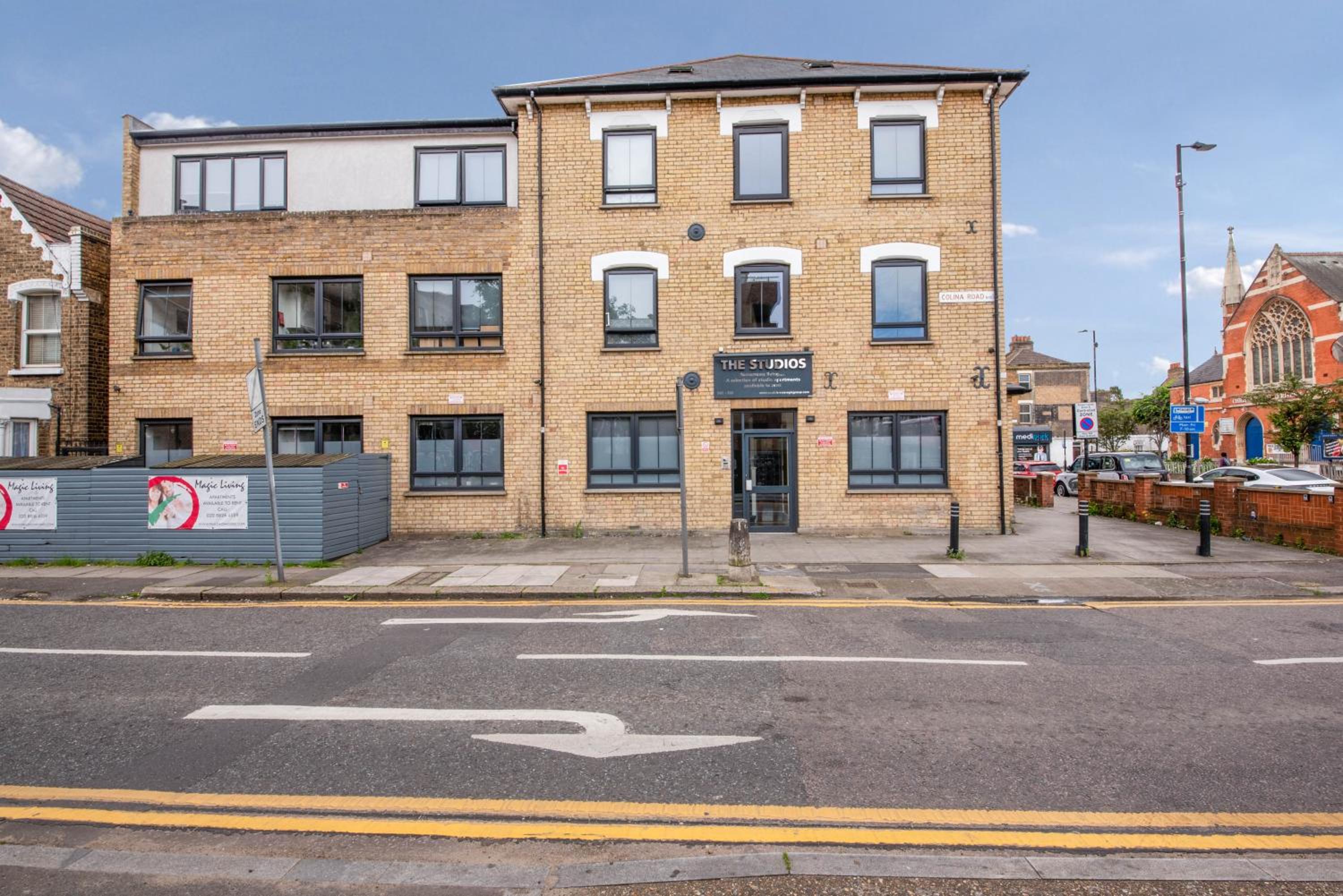 Green Lanes Studios By Morethanstays