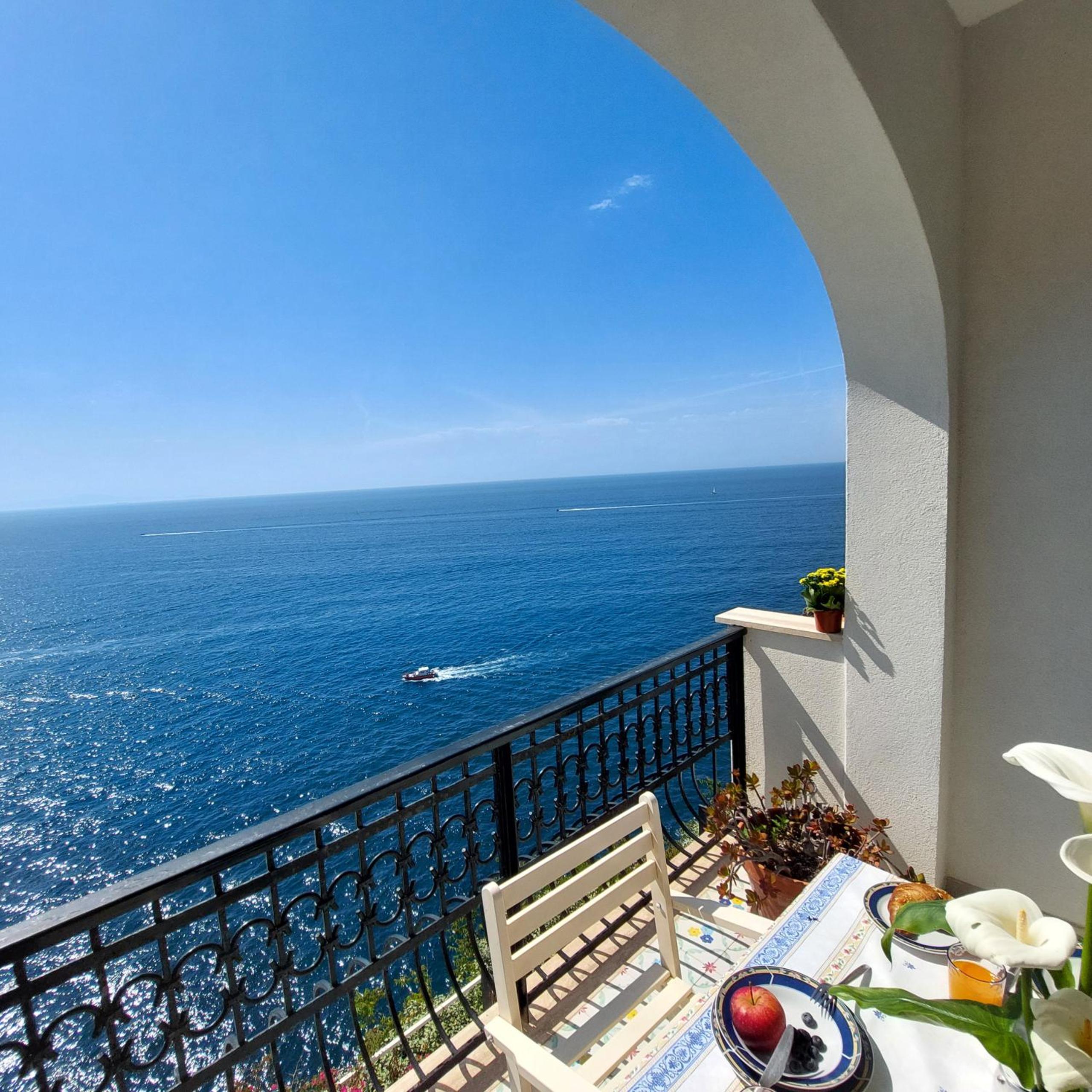 AMORE RENTALS - Casa Gianna photo 2