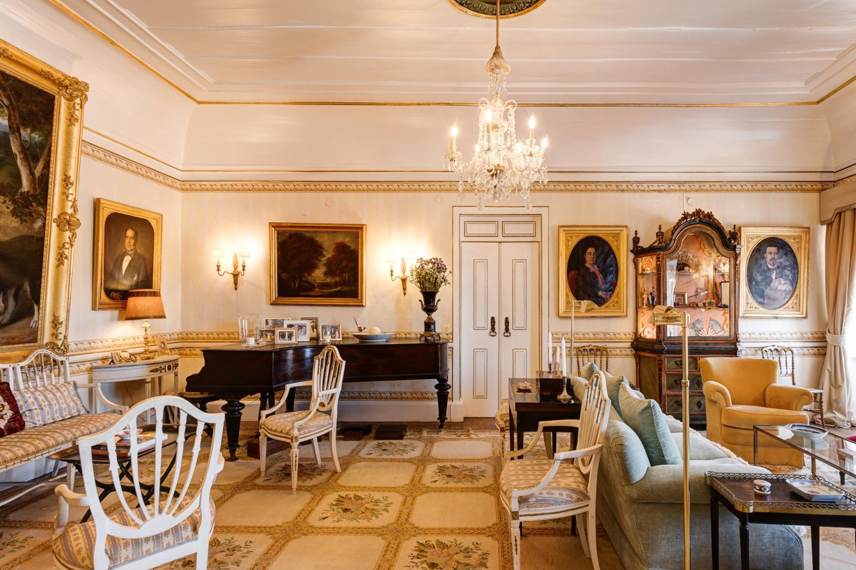 Casa De Santiago