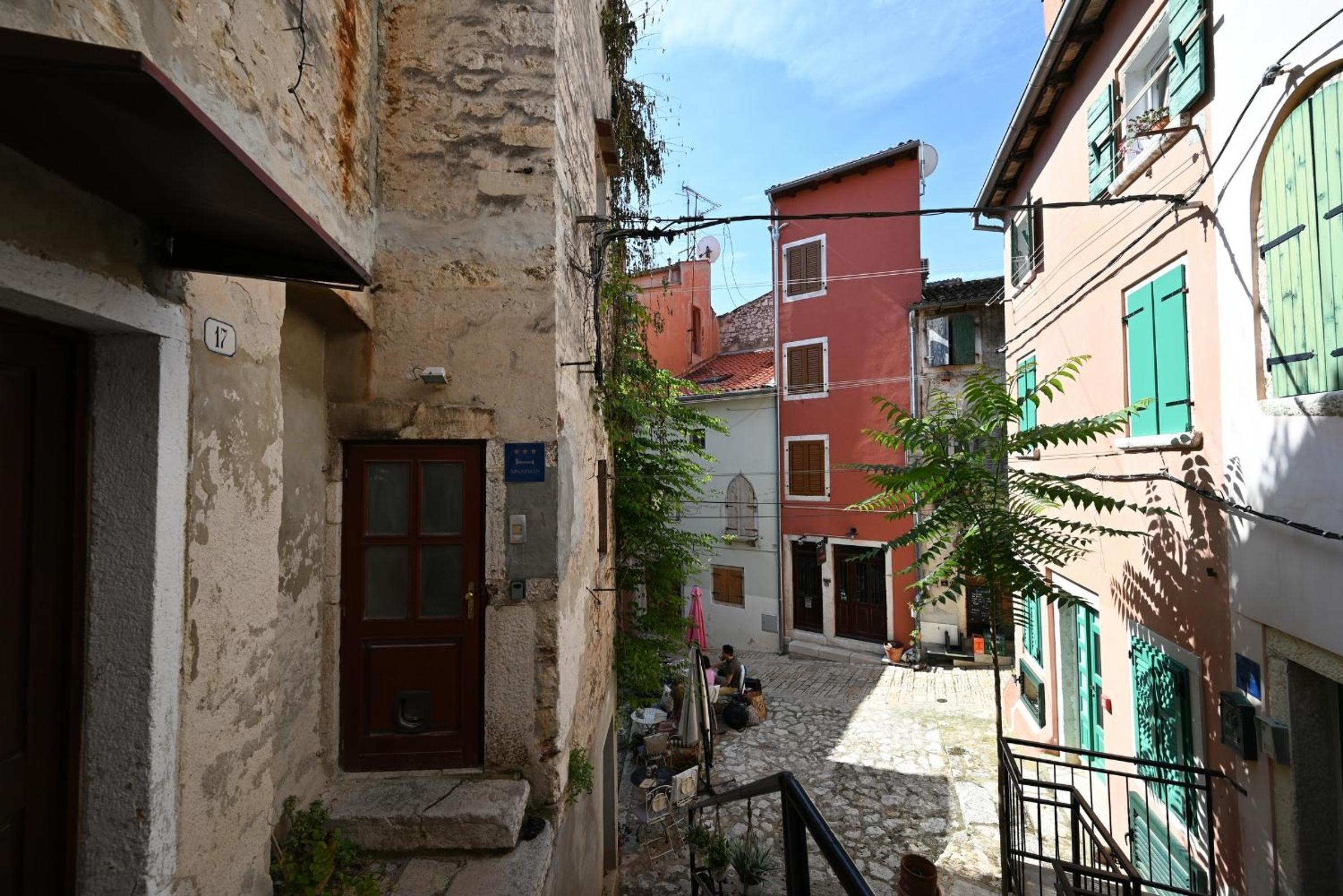 Casale Piazzetta view 3