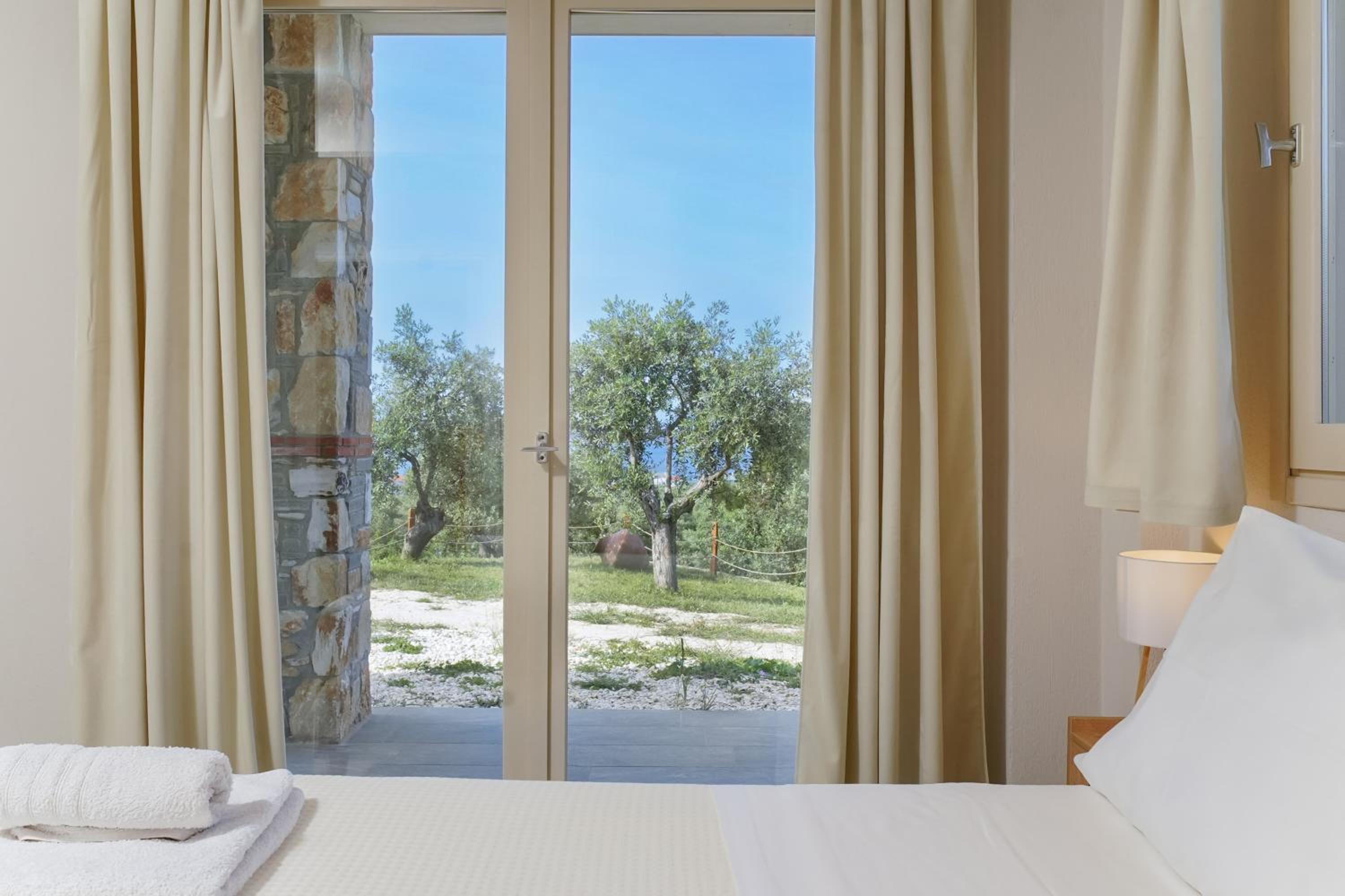 Helicon Luxury Villas