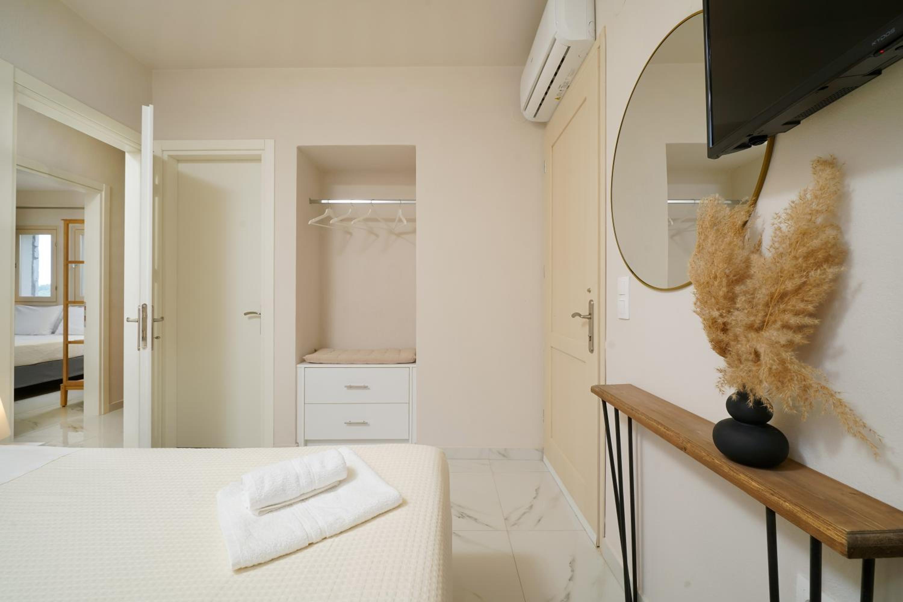 Helicon Luxury Villas