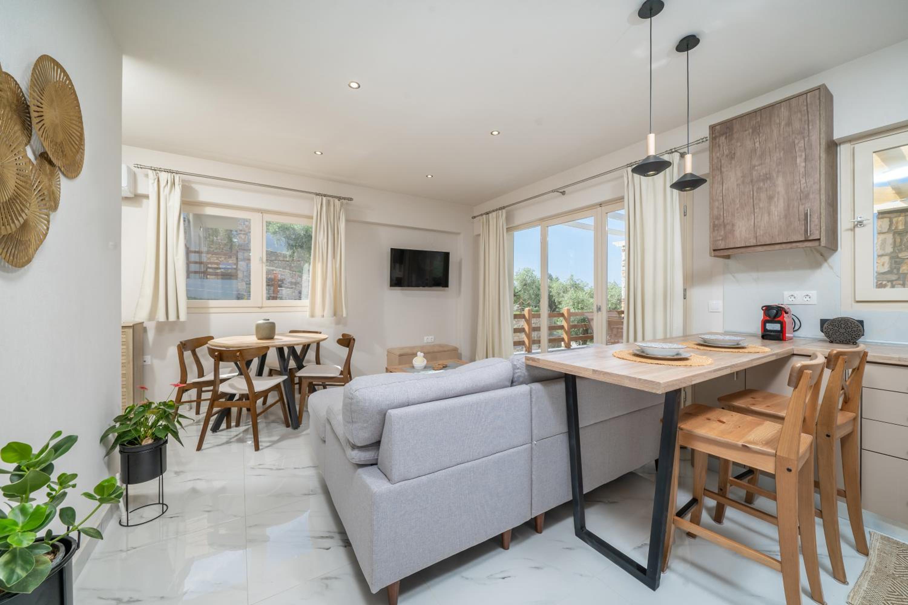 Helicon Luxury Villas