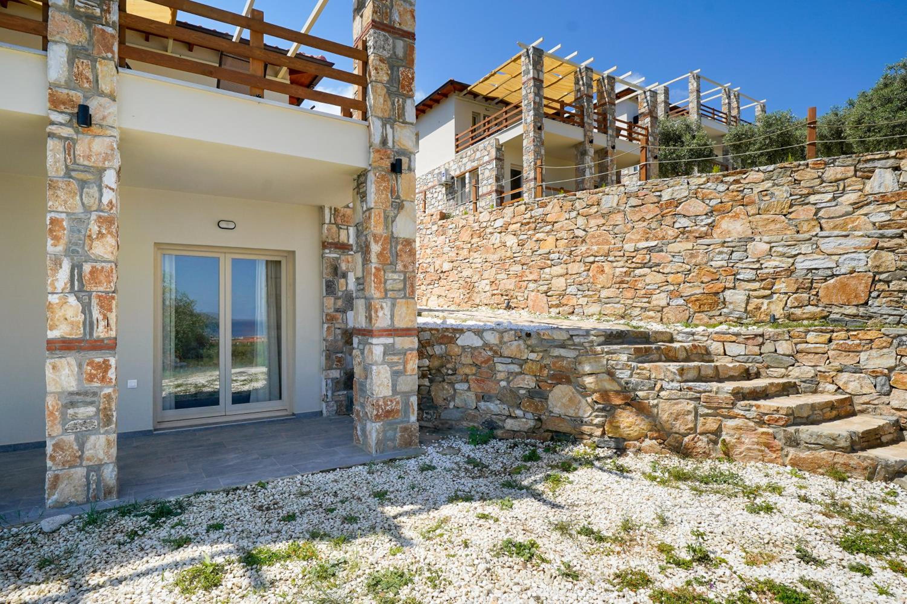 Helicon Luxury Villas