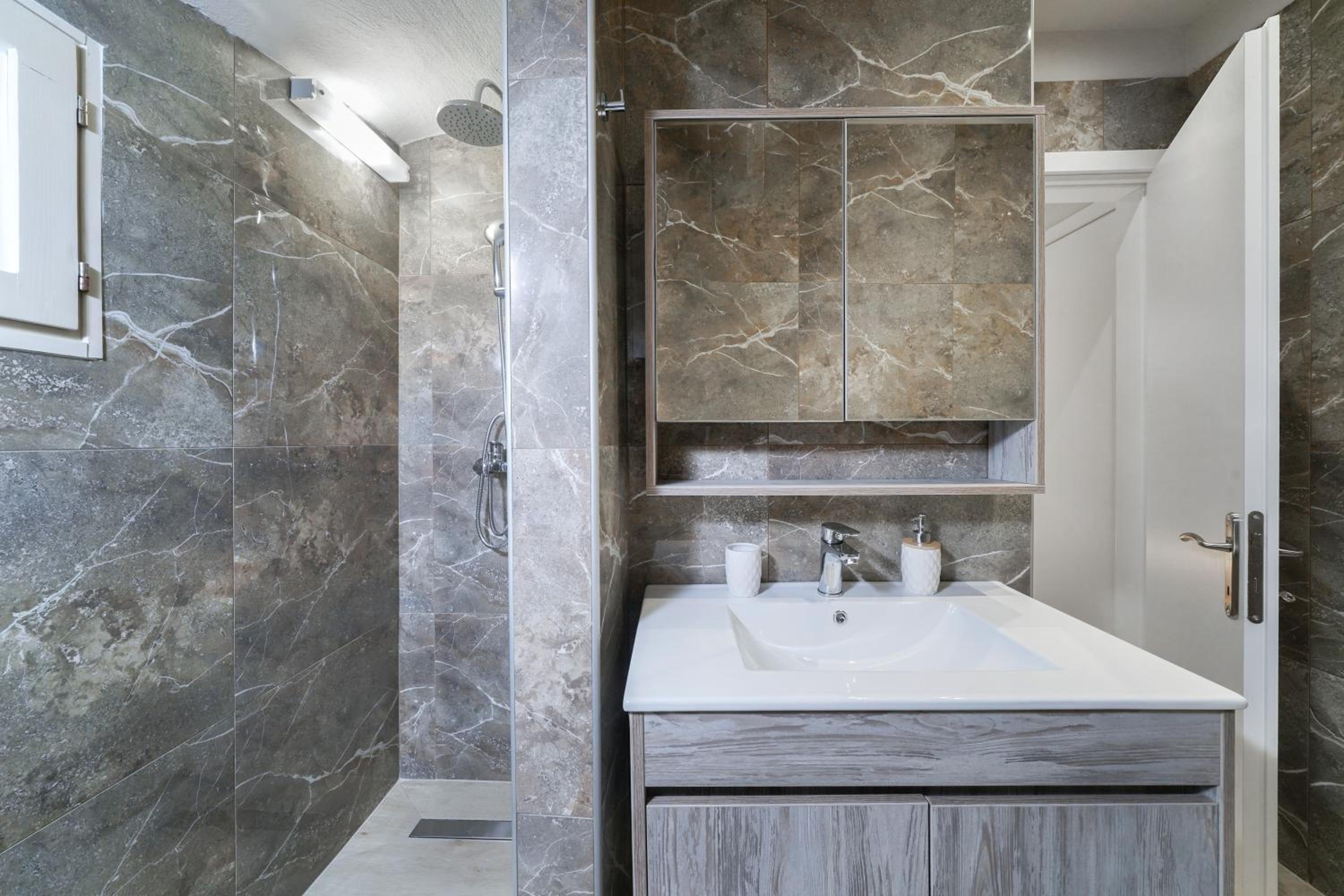 Helicon Luxury Villas