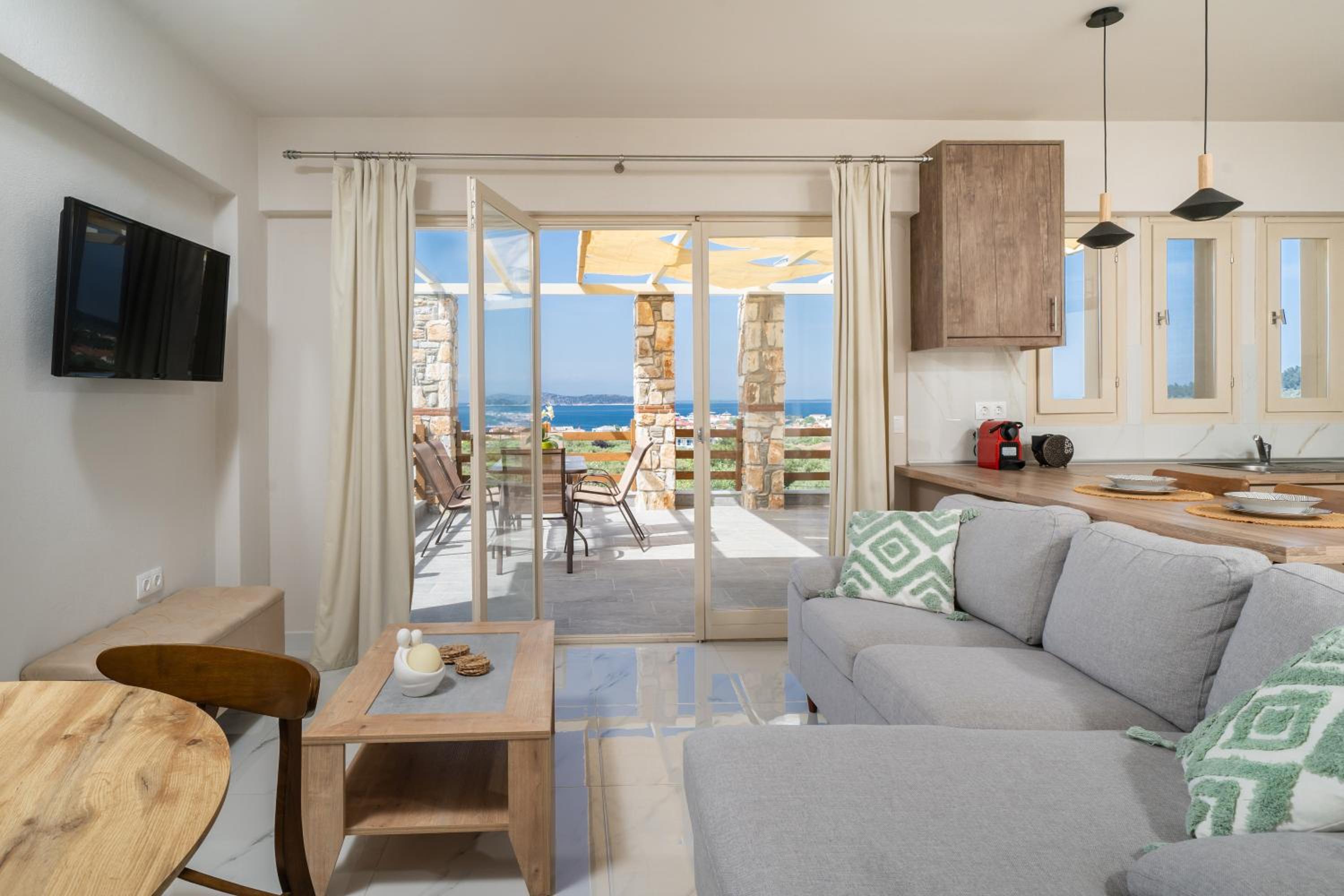 Helicon Luxury Villas