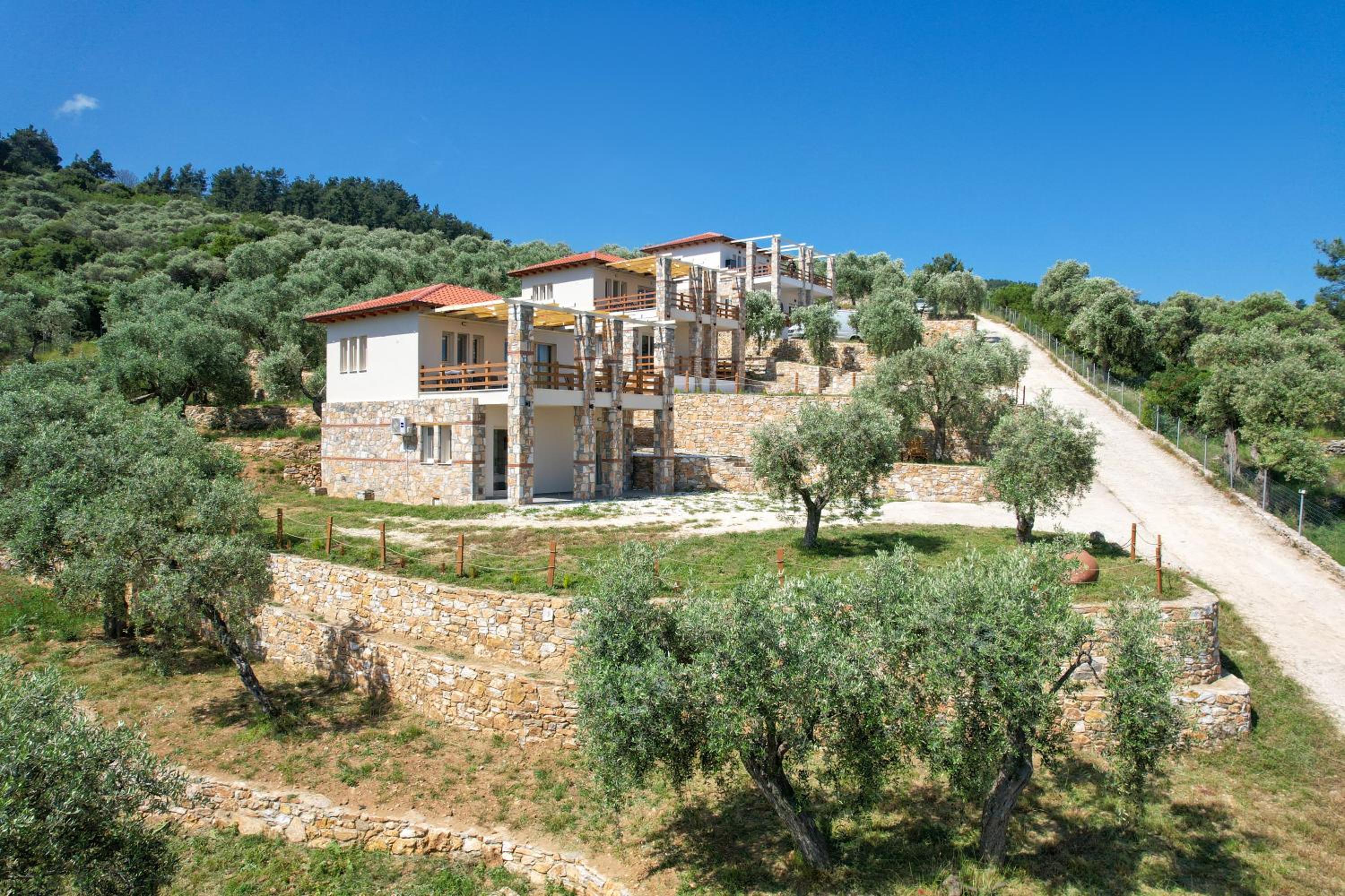 Helicon Luxury Villas