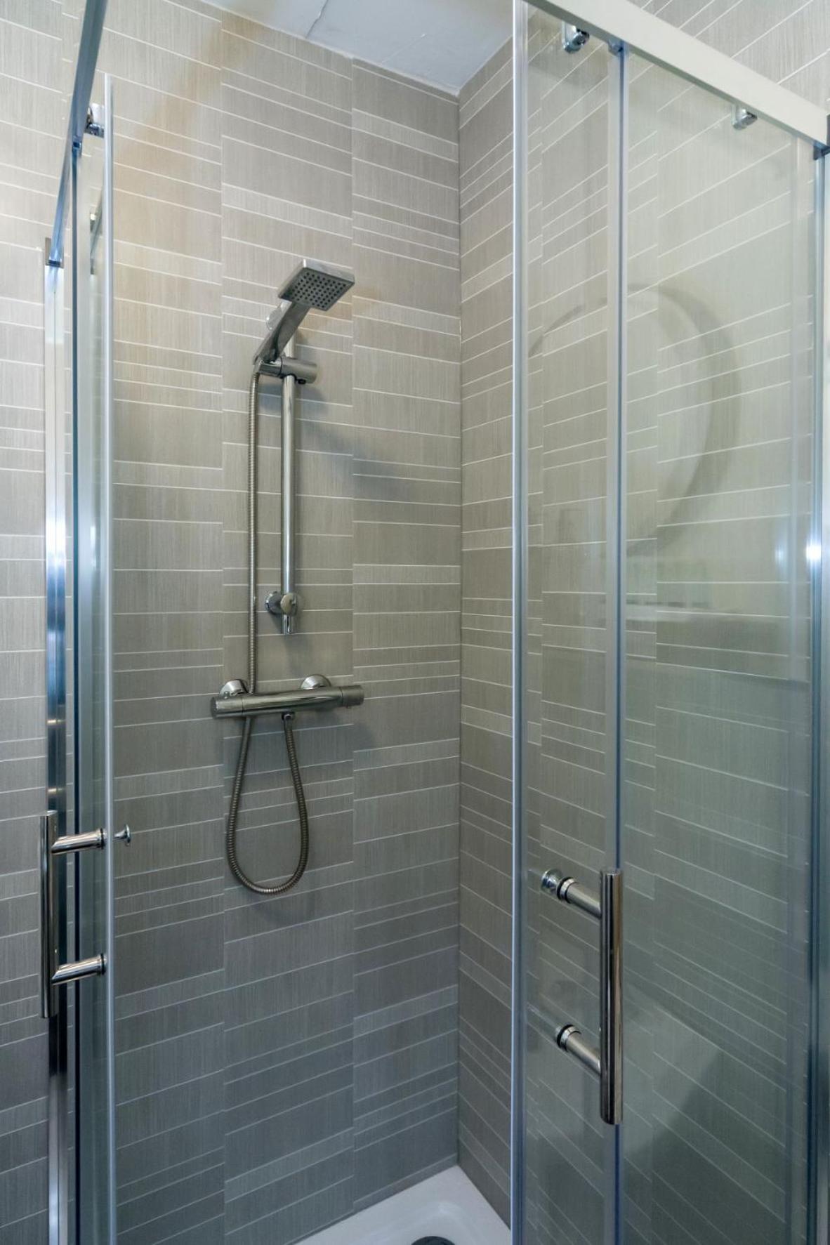 Skegness Vacations - The Serenity Hotel - Property Image 2