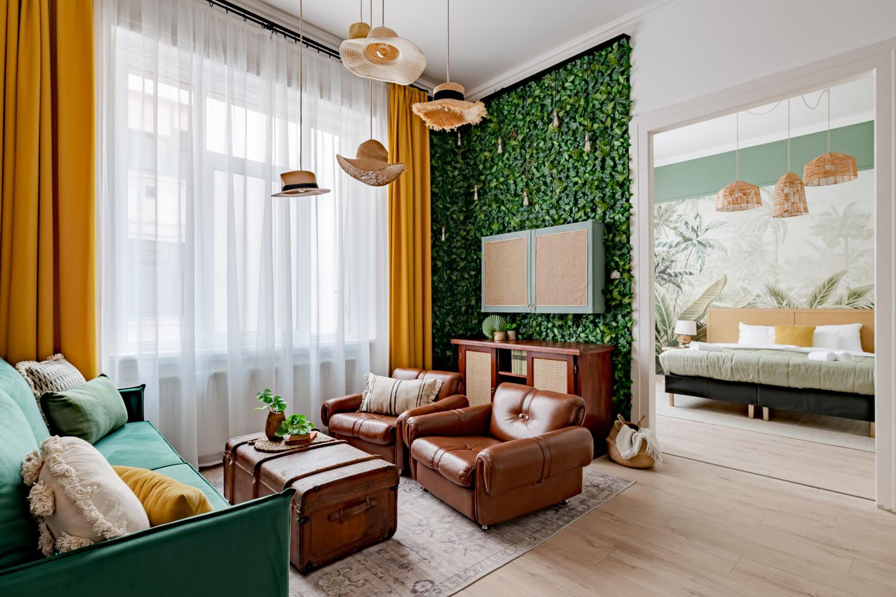 Jungle Aesthetics Downtown Apartman Aircon and Garage Parking Budapest view 4