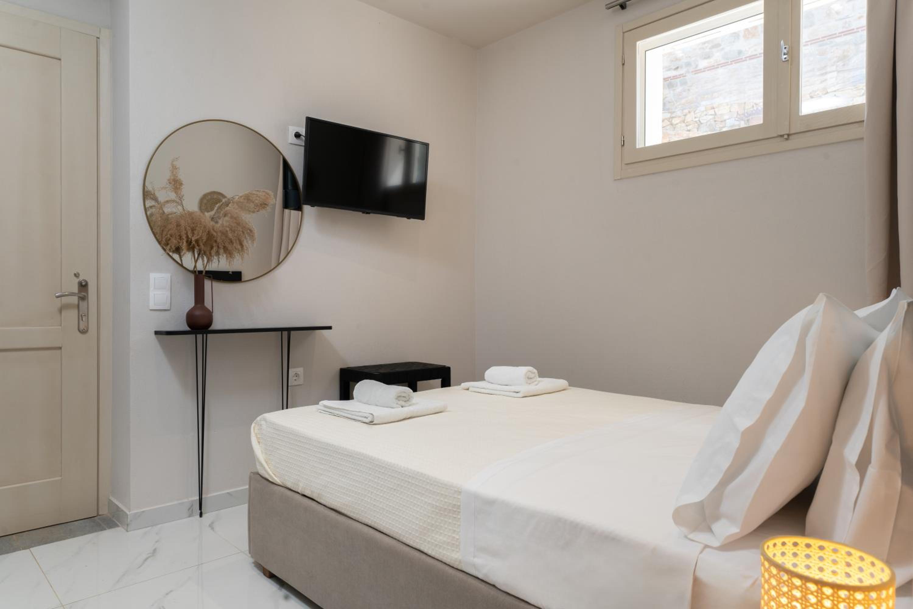 Helicon Luxury Villas