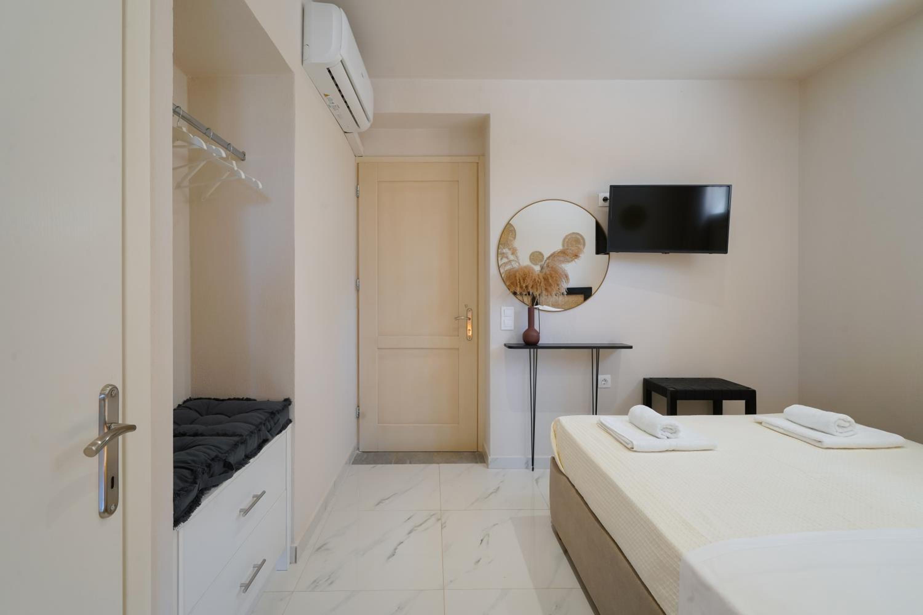 Helicon Luxury Villas