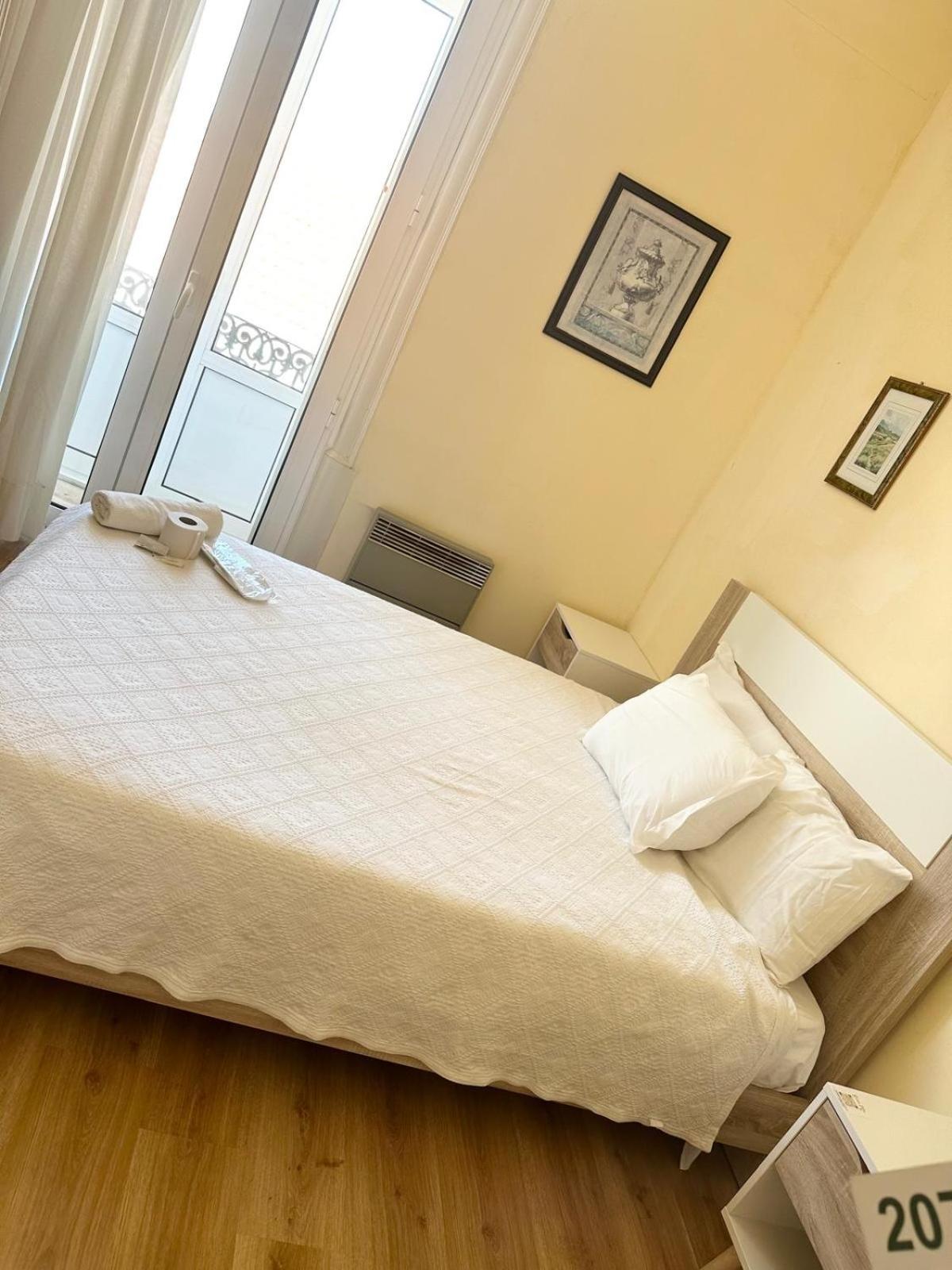 Central Guest House, photo 32