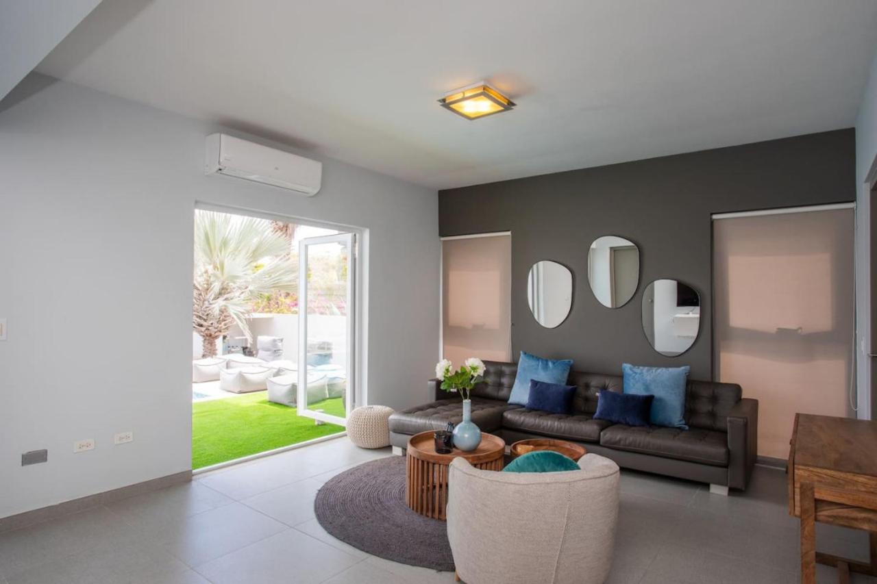 Luxe villa met twee zwembaden