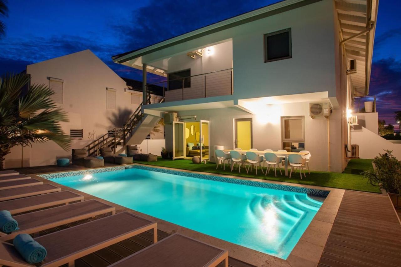 Luxe villa met twee zwembaden
