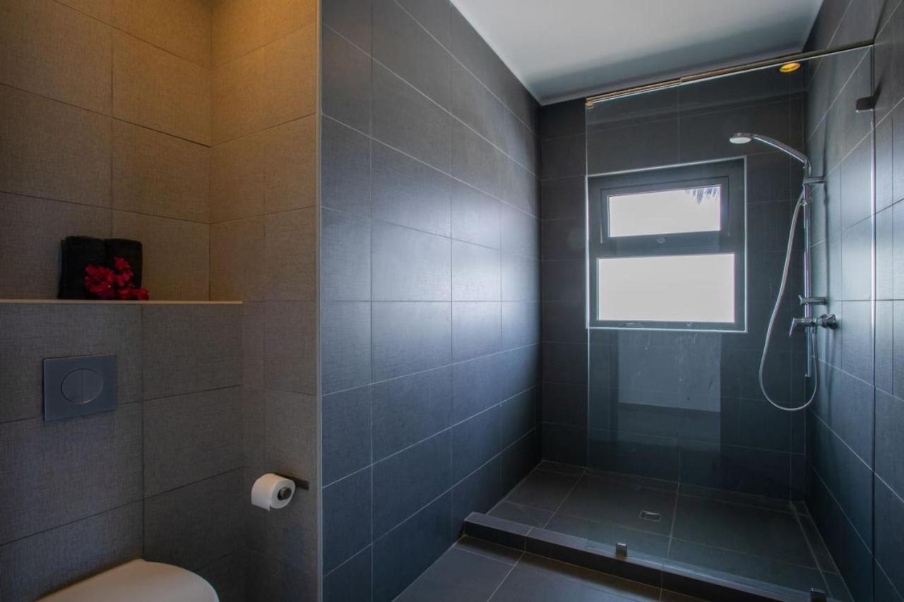 Luxe villa met twee zwembaden