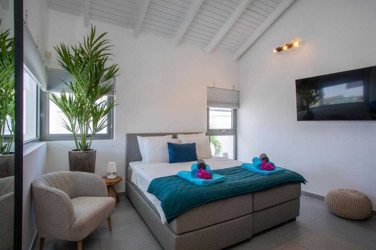 Luxe villa met twee zwembaden