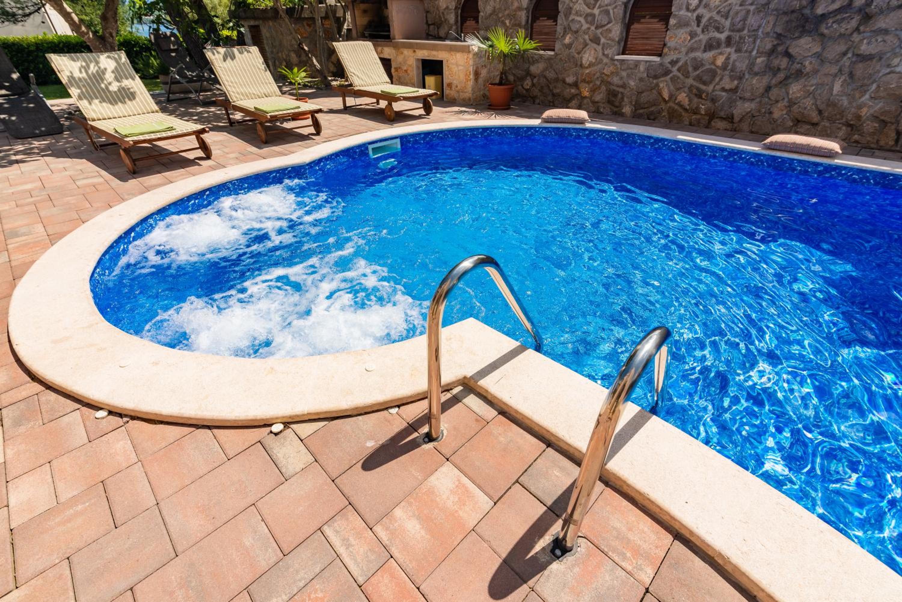 Private holiday house Villa SoulSet with garden and Pool Near Beach in Malinska, Krk