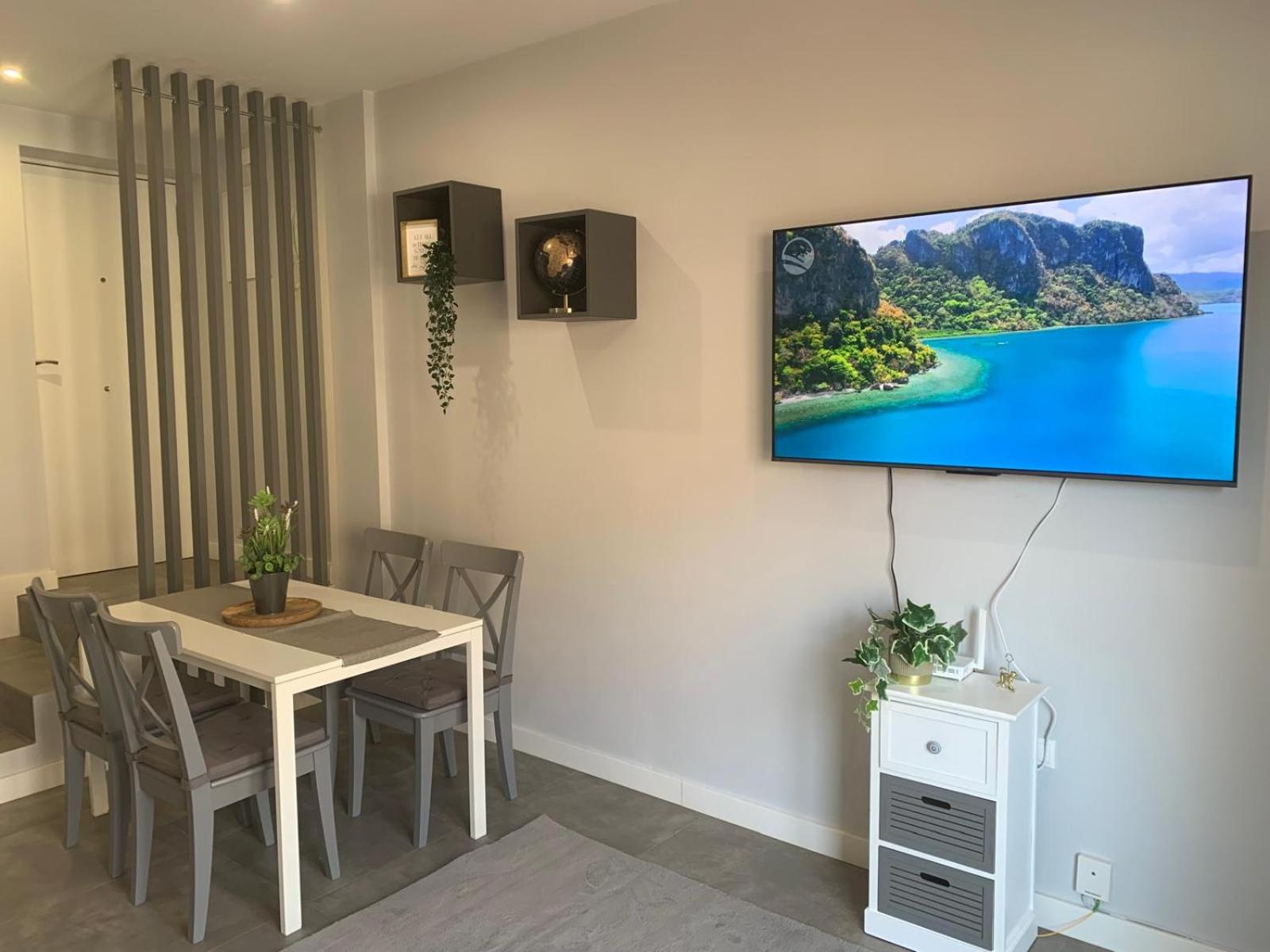 APARTAMENTO DE LUJO EN LA VERA PLAYa GARRUCHA view 2