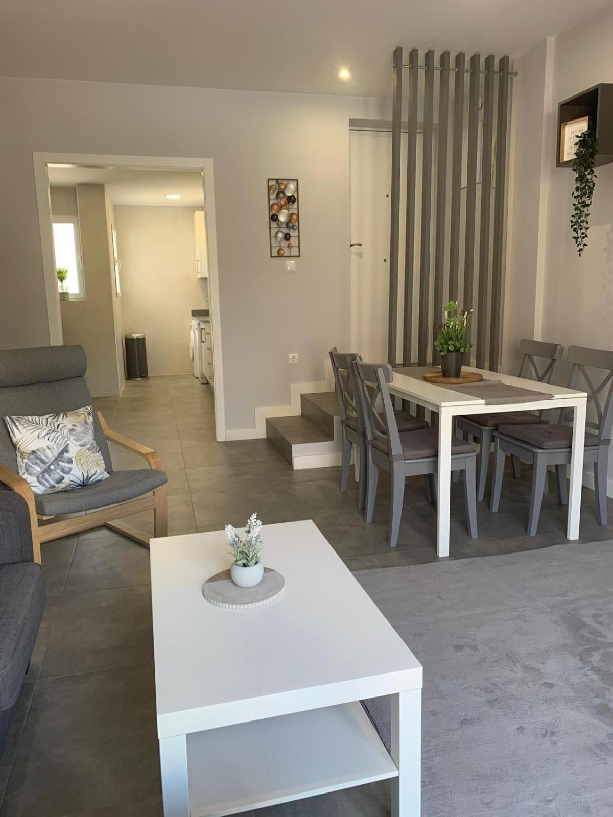 APARTAMENTO DE LUJO EN LA VERA PLAYa GARRUCHA view 3