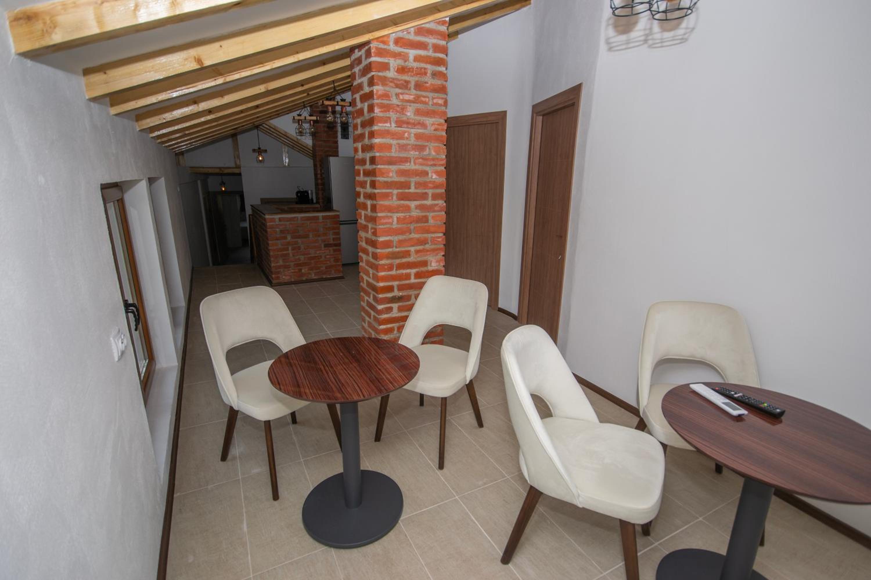 Аrabeska Family Winery & Apartments view 4