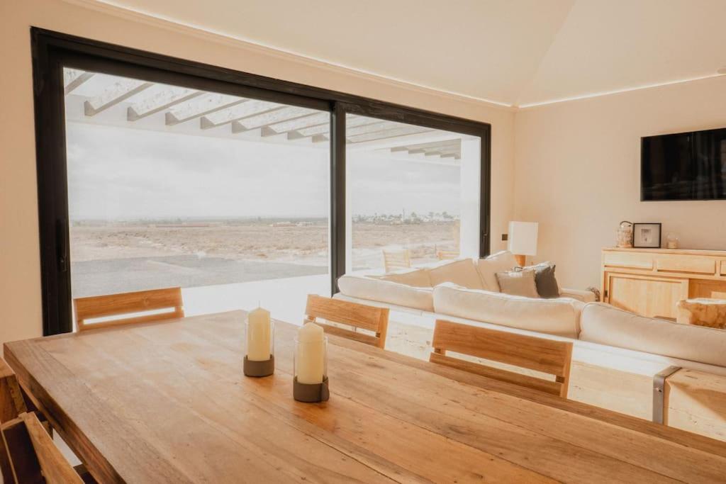 Villa Seaweeds