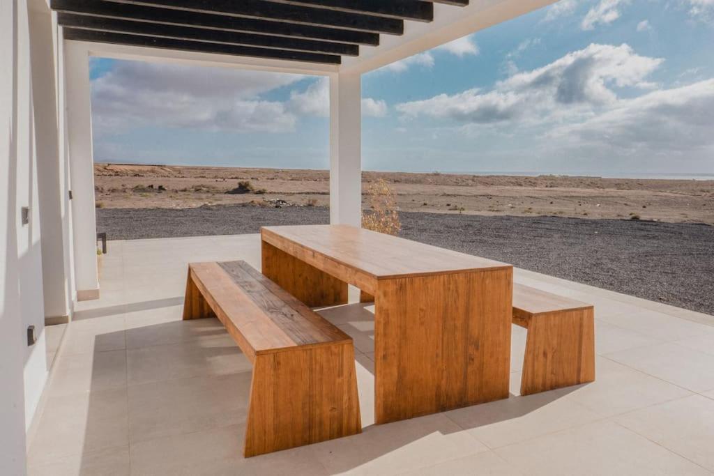 Villa Seaweeds