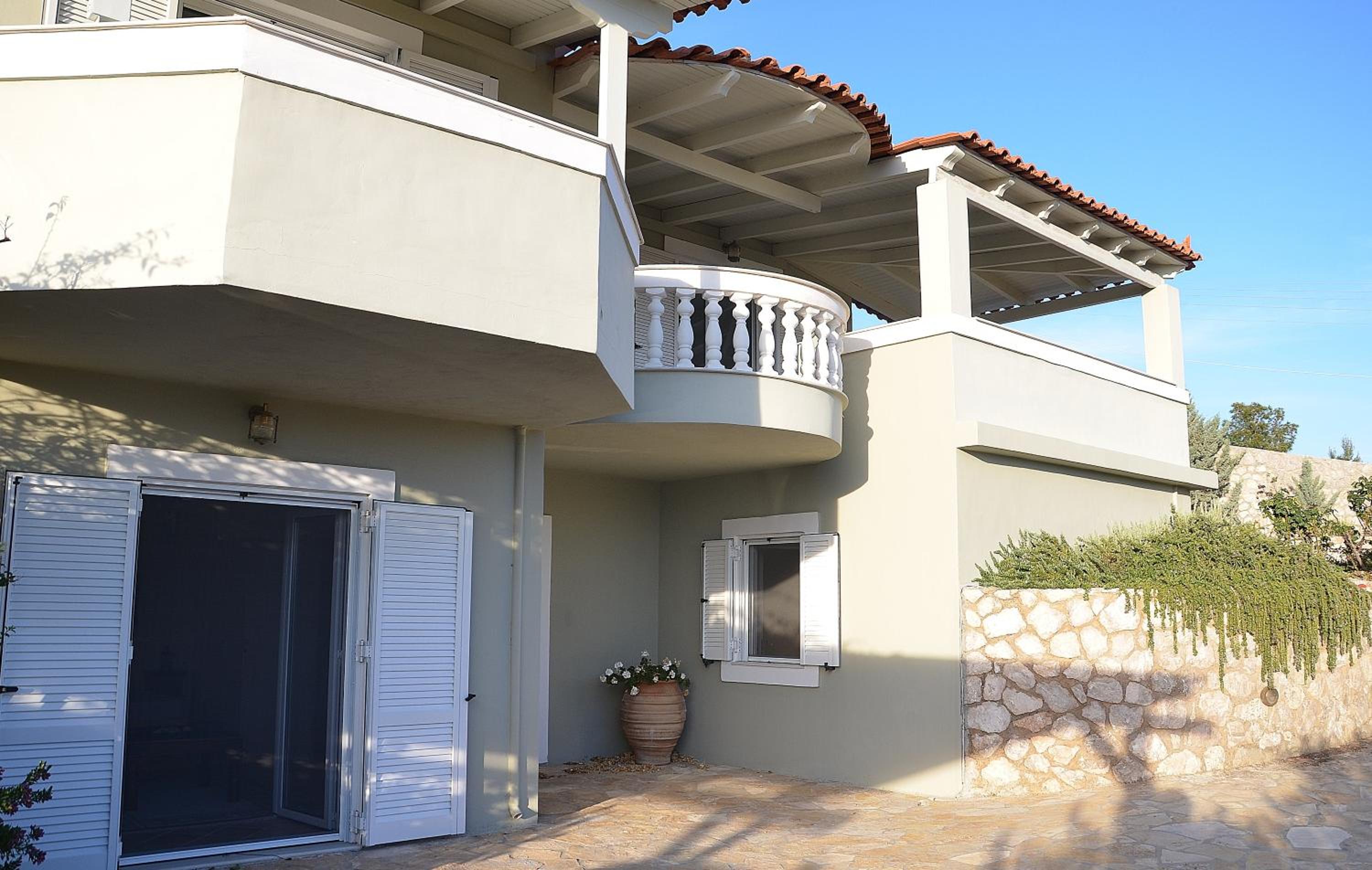 Cozy vacation home photo 2