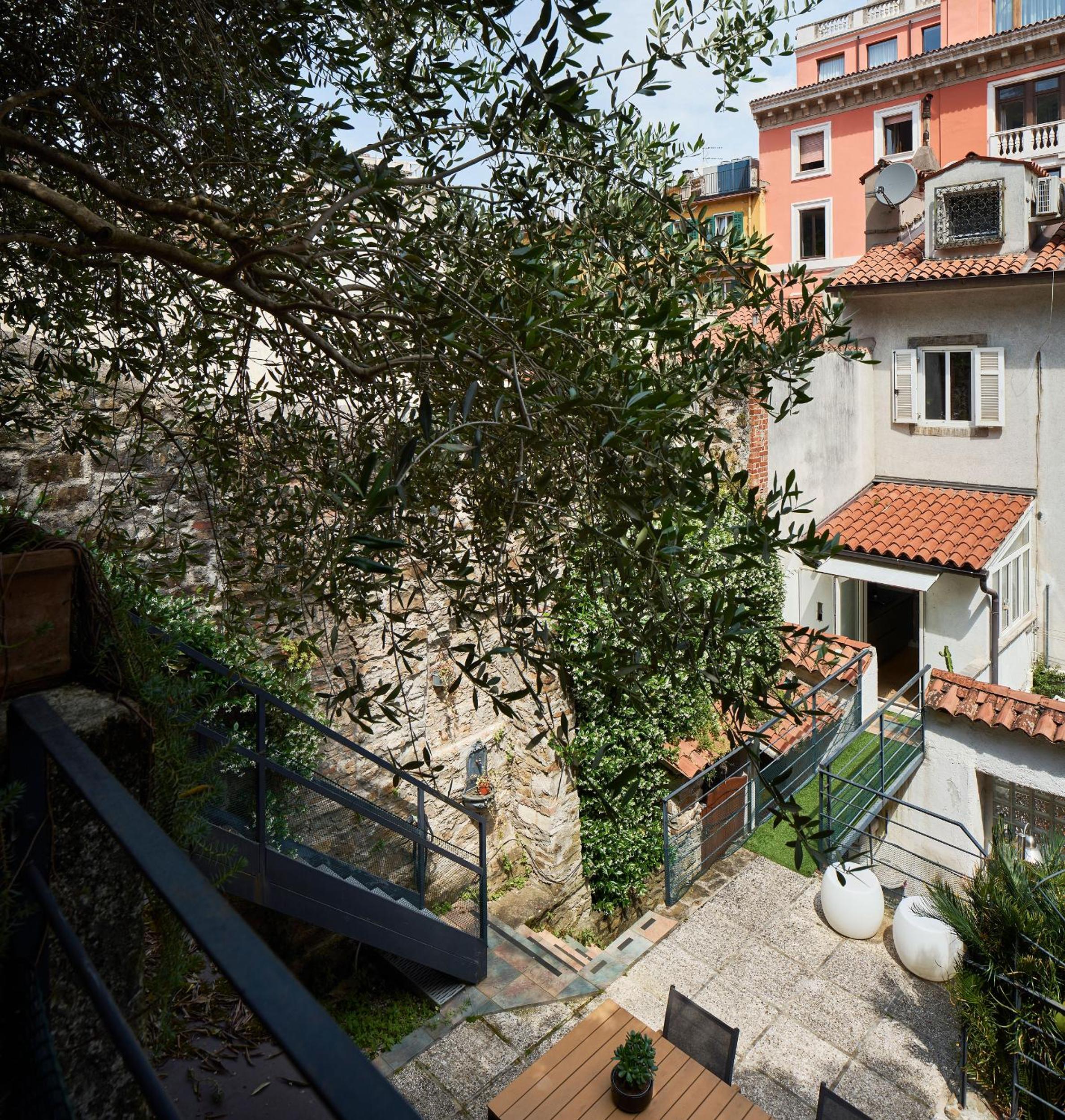 Giardino segreto, in centro photo 4