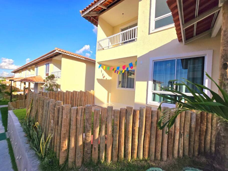 Lindo apartamento em condominio dois ar cond
