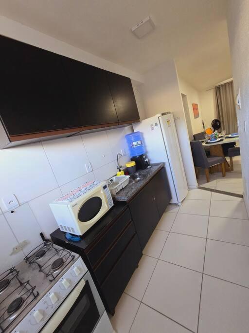 Lindo apartamento em condominio dois ar cond