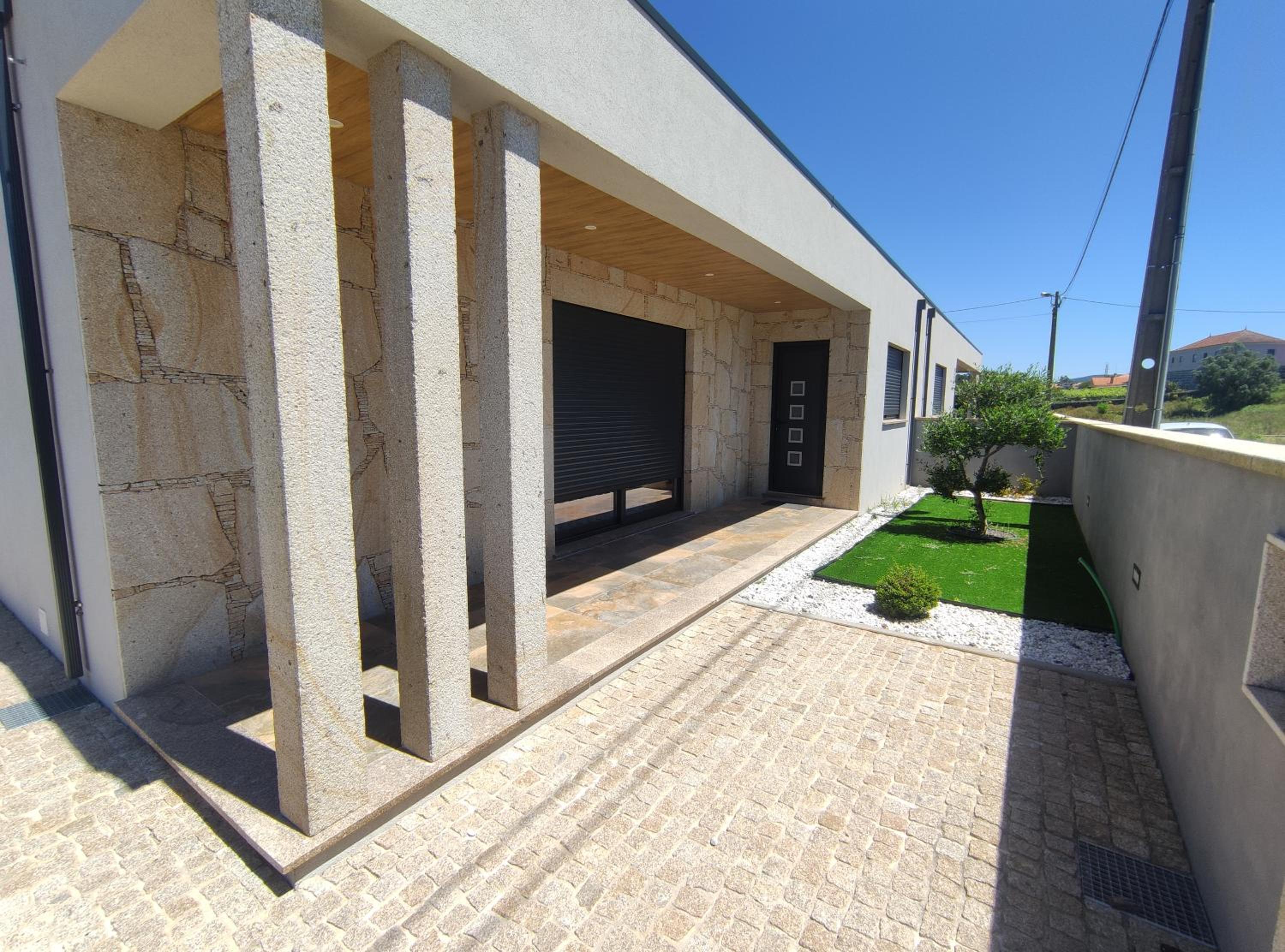 Hotel Antas Villa Family - Image 1