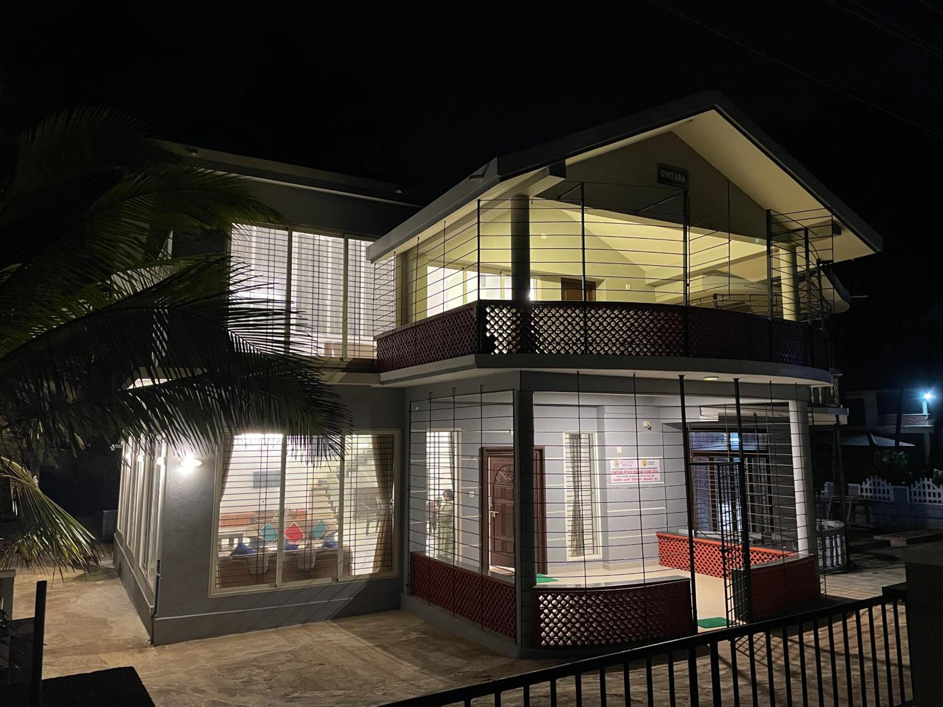 Gintara Beach Homestay by evaddo view 5