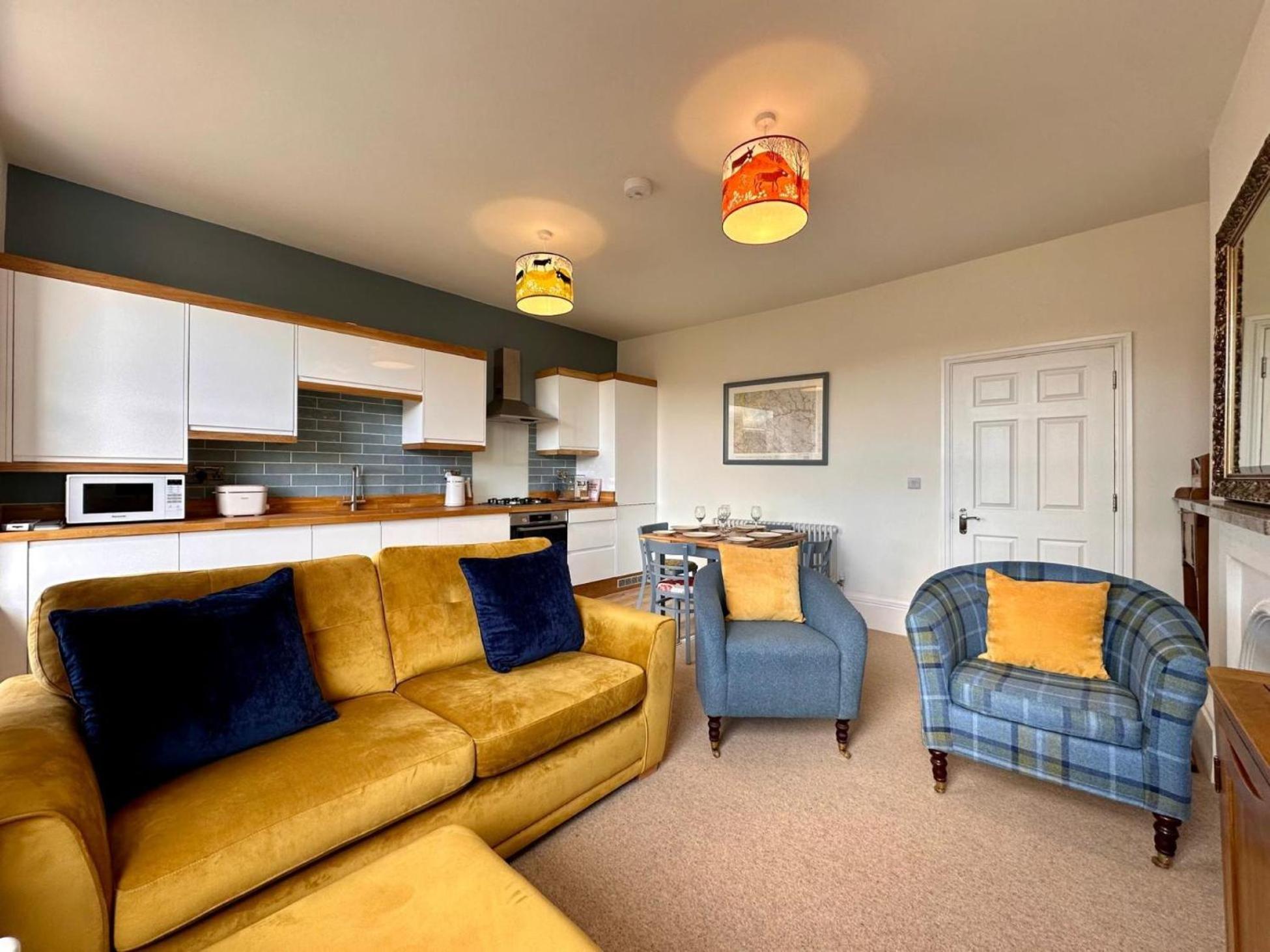 Opera View by Together Travel - Stylish 2-Bedroom Apartment view 4
