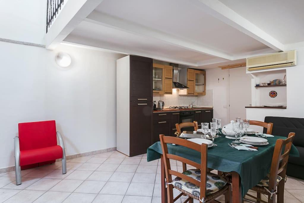Nice apartment in the center & Ultra fast WiFI view 3