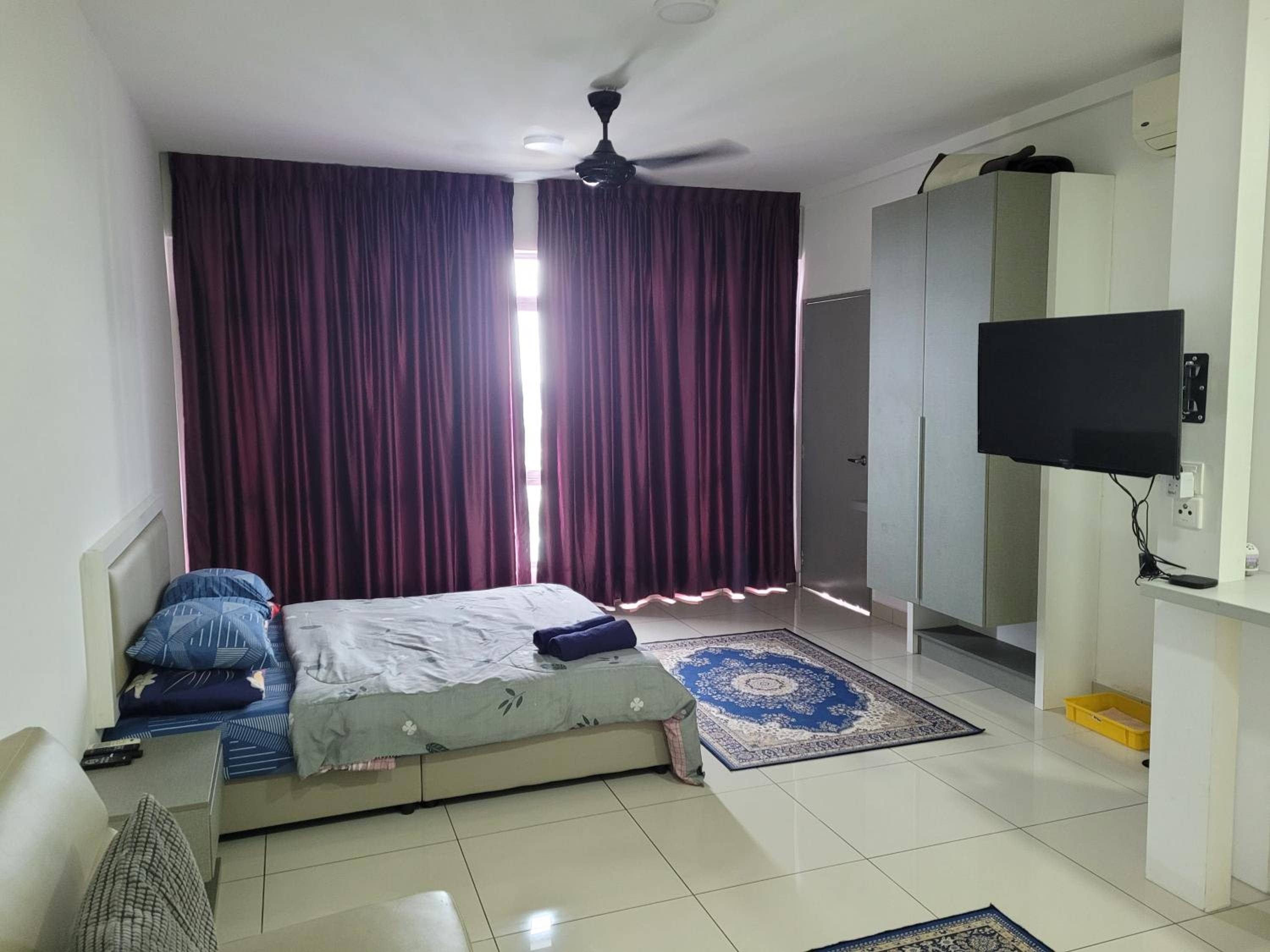 MHB 28 EVO SUITE BANDAR BARU BANGI NETFLIX n YOUTUBE No Deposit!! photo 1