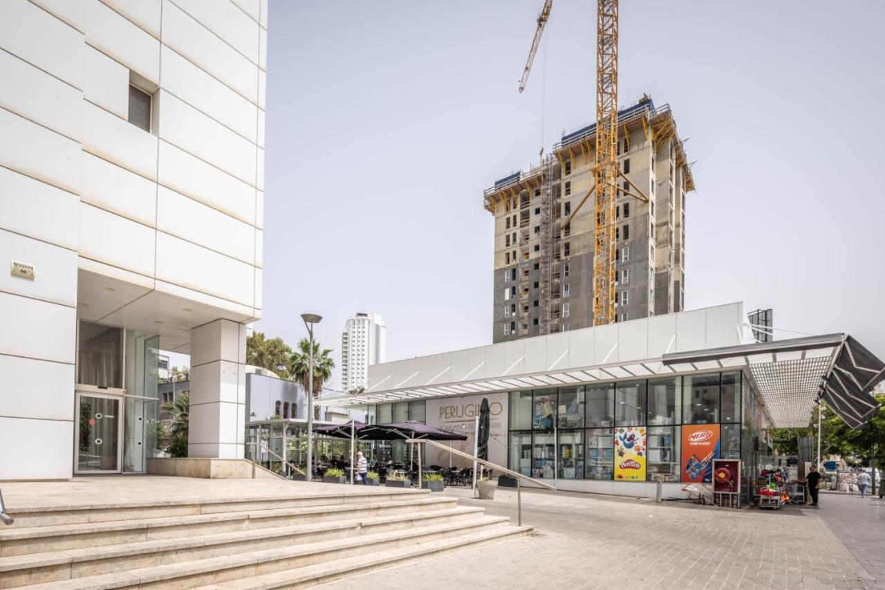 Netanya Seaside High-Rise Apartment with Mamad by Sea N Rent view 3