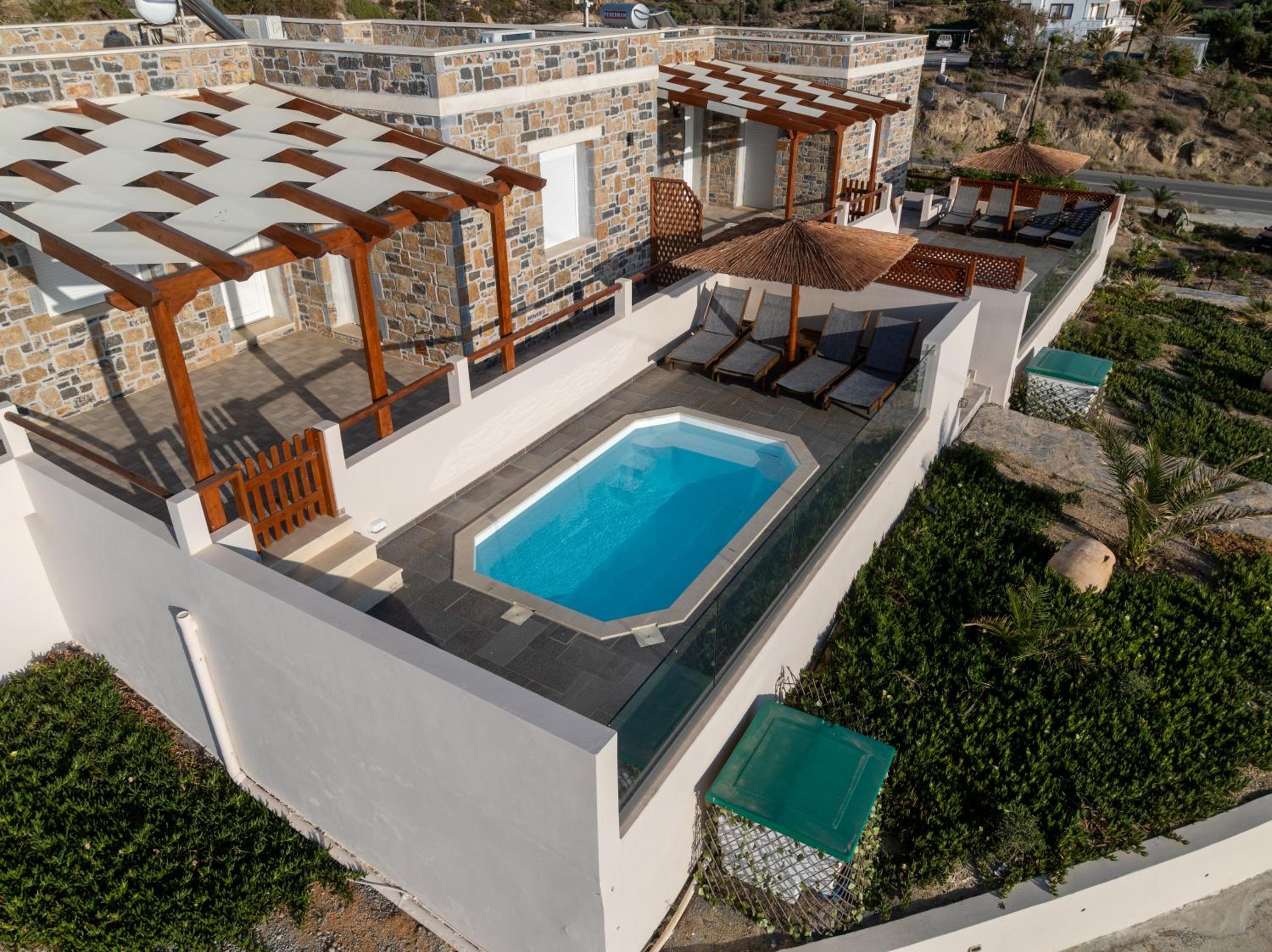 Apartments Kalaitzakis with private pool