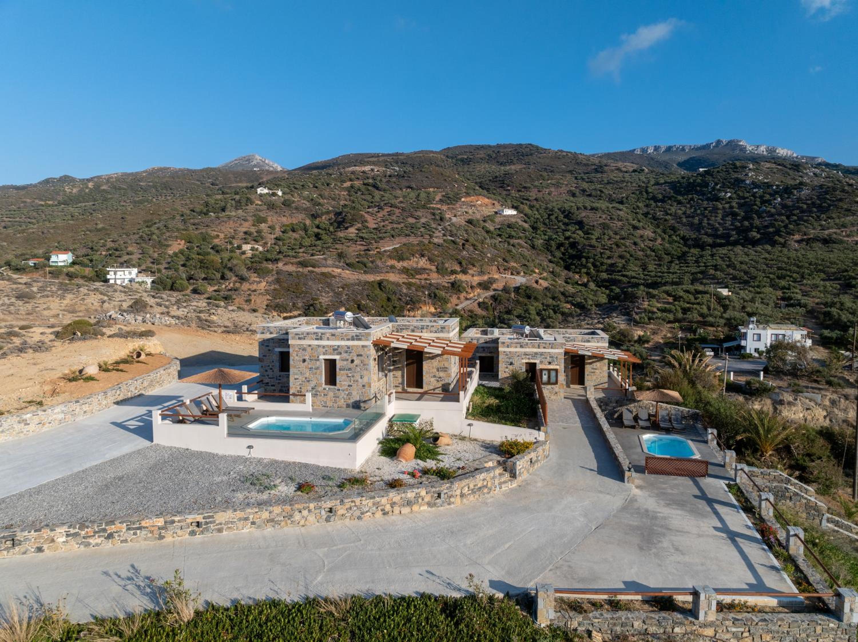 Apartments Kalaitzakis with private pool