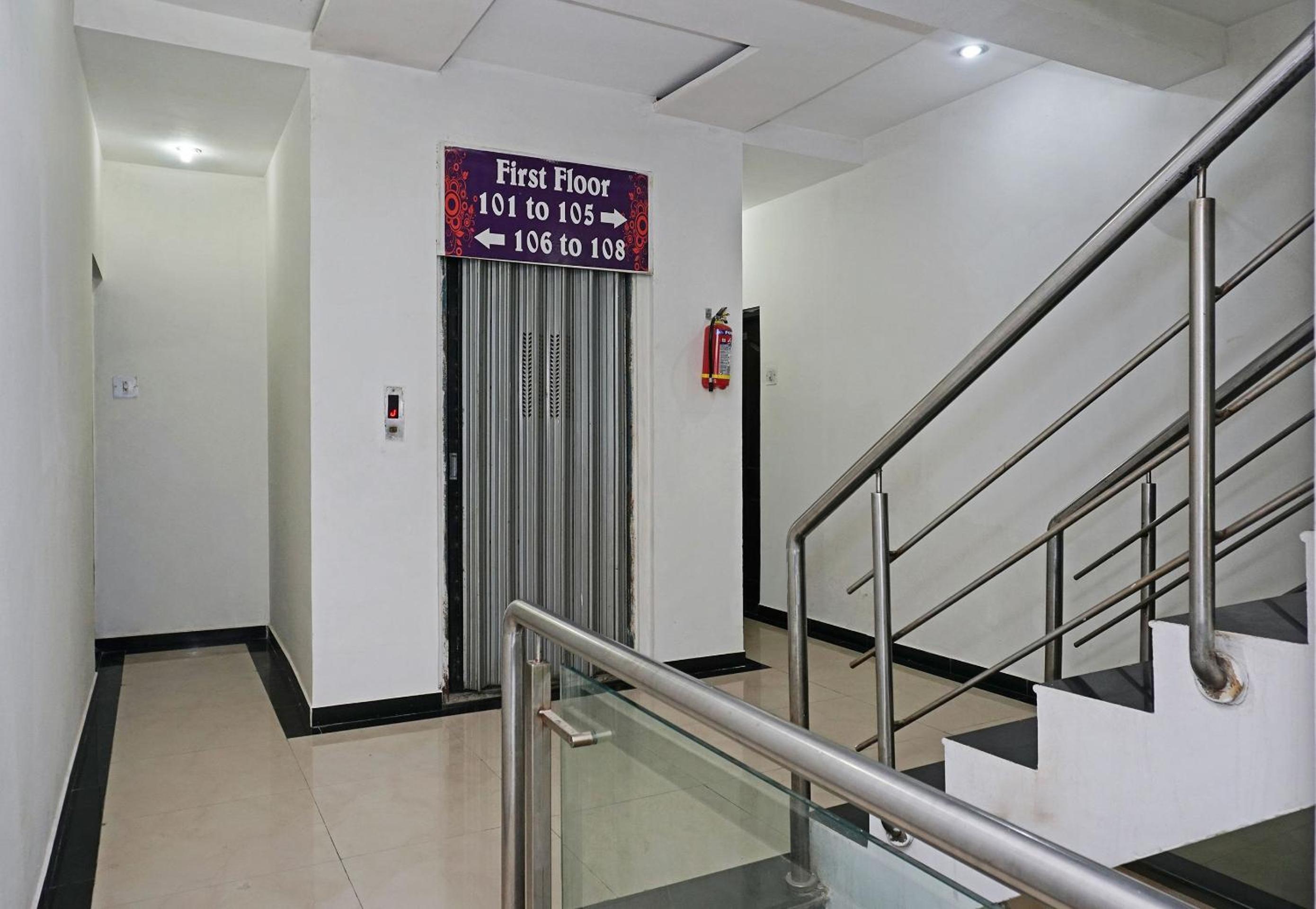 Shirdi Vacations - Hotel O Shirdi Sai Inn - Property Image 6