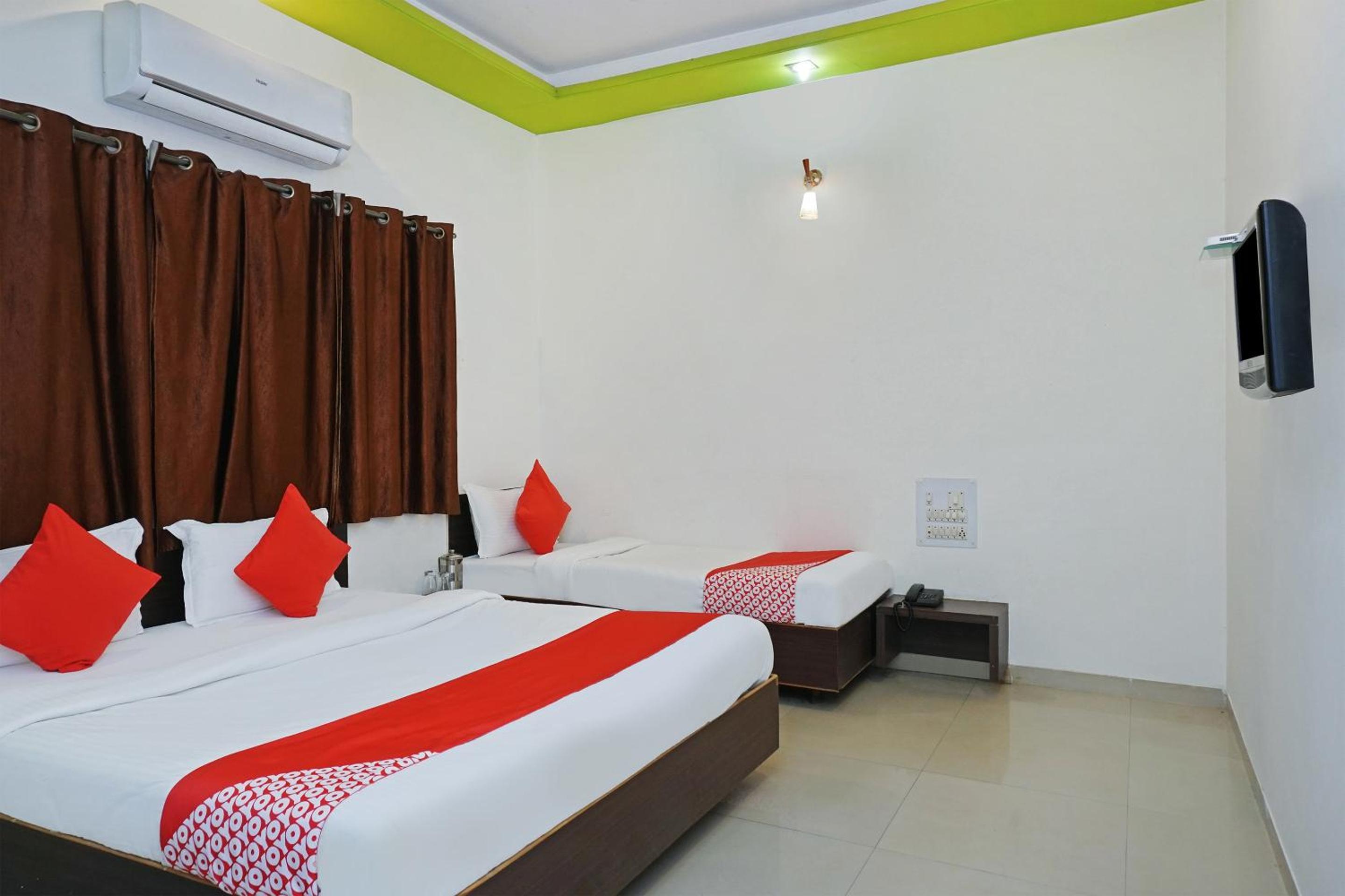Shirdi Vacations - Hotel O Shirdi Sai Inn - Property Image 4
