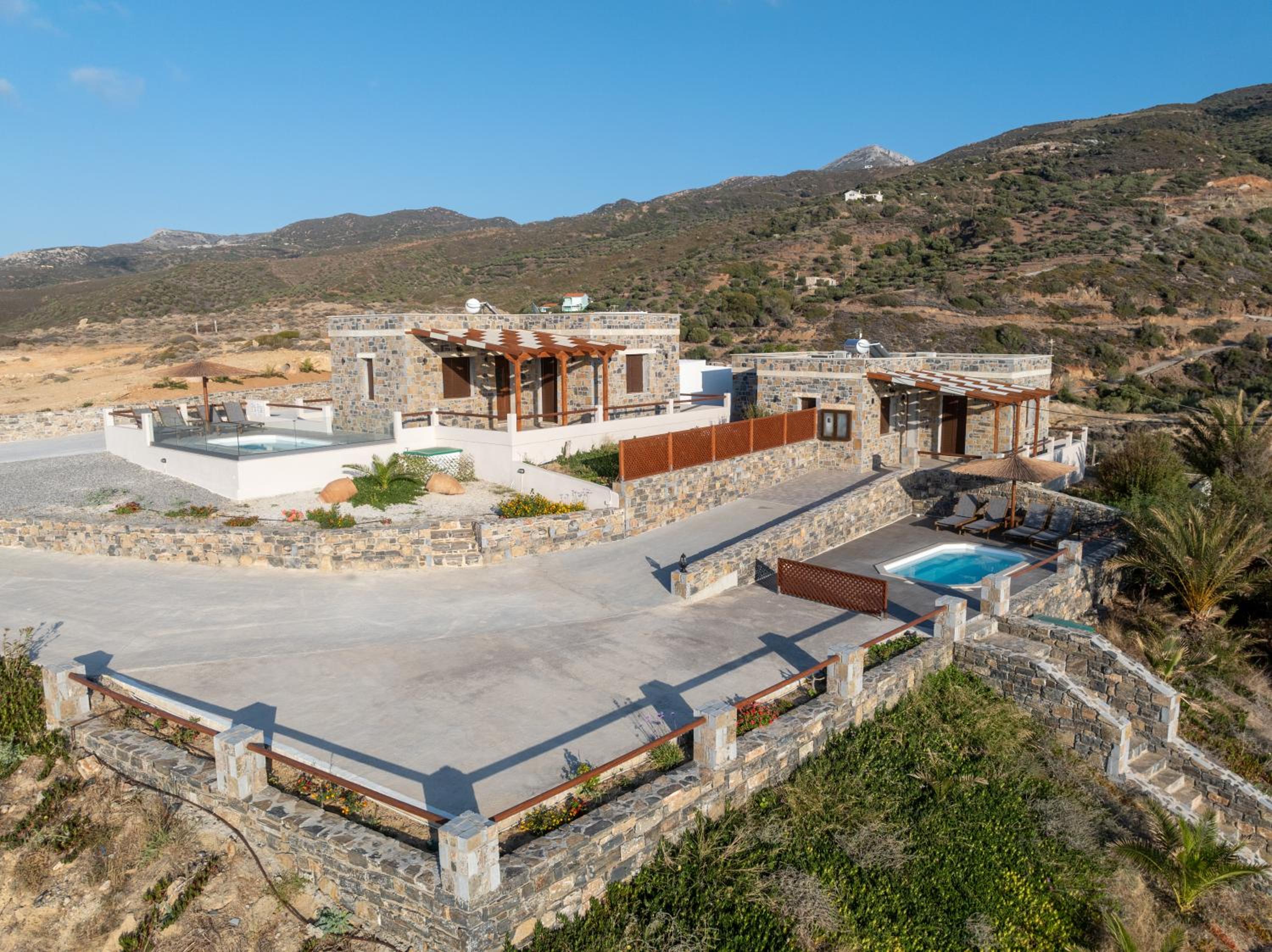 Apartments Kalaitzakis with private pool