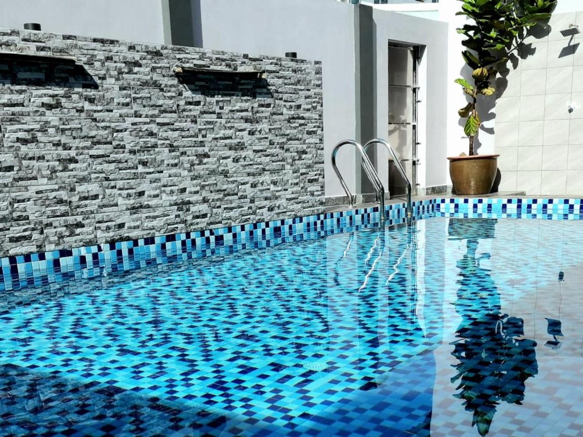 2Houses with A Huge Private Pool 8 Bedrooms & 8 Bathrooms photo 2