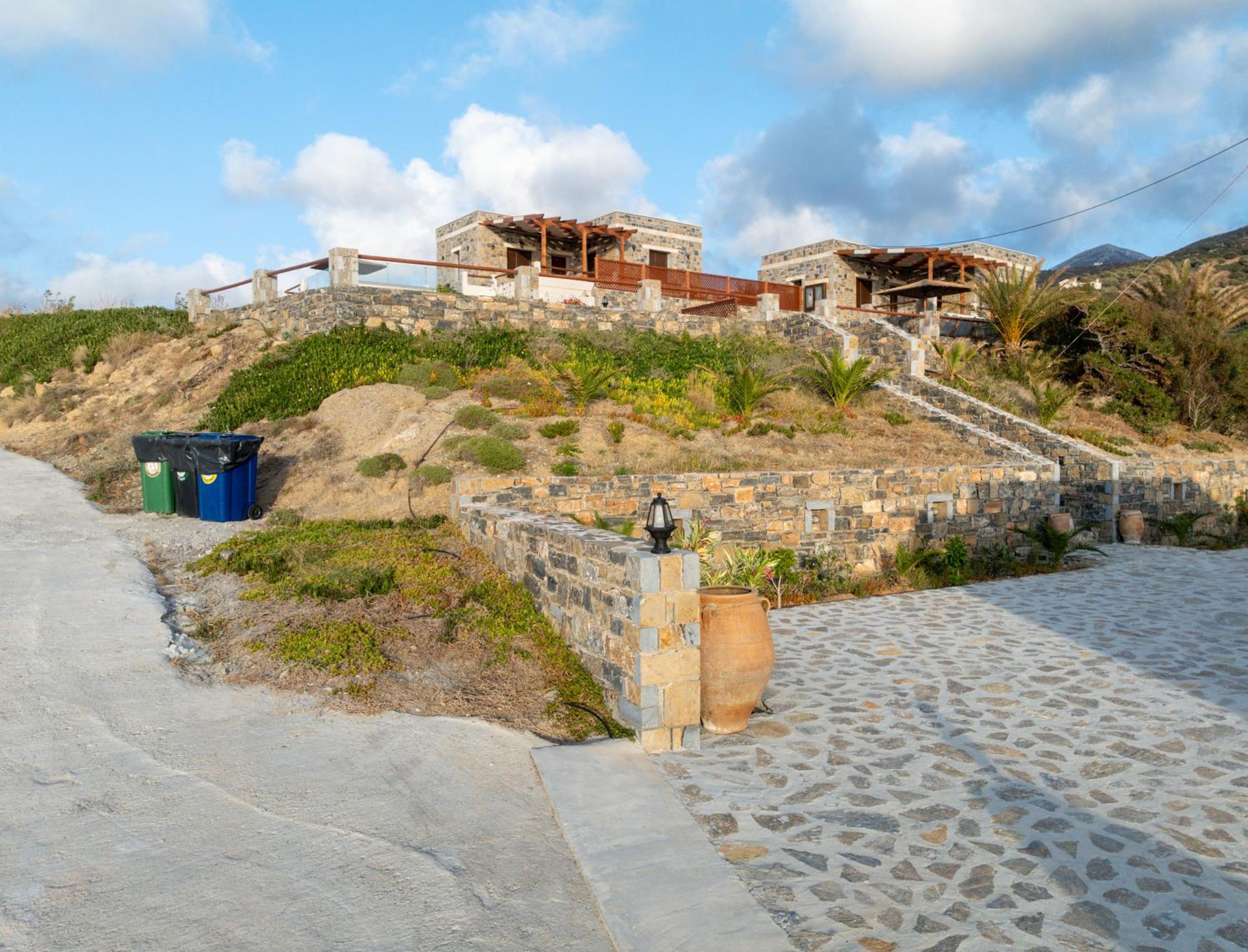 Apartments Kalaitzakis with private pool