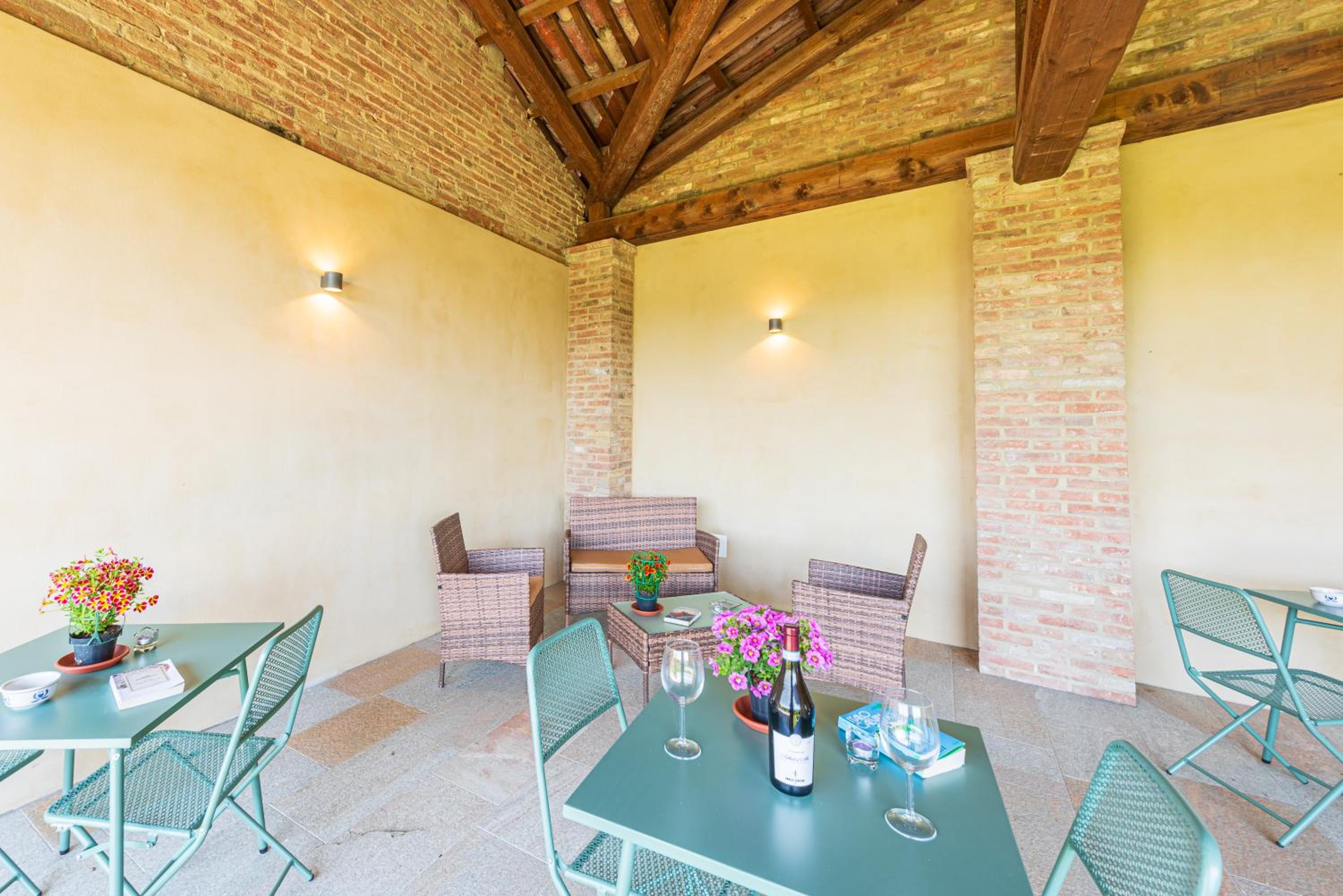 LeCoste rooms, Monforte view 4